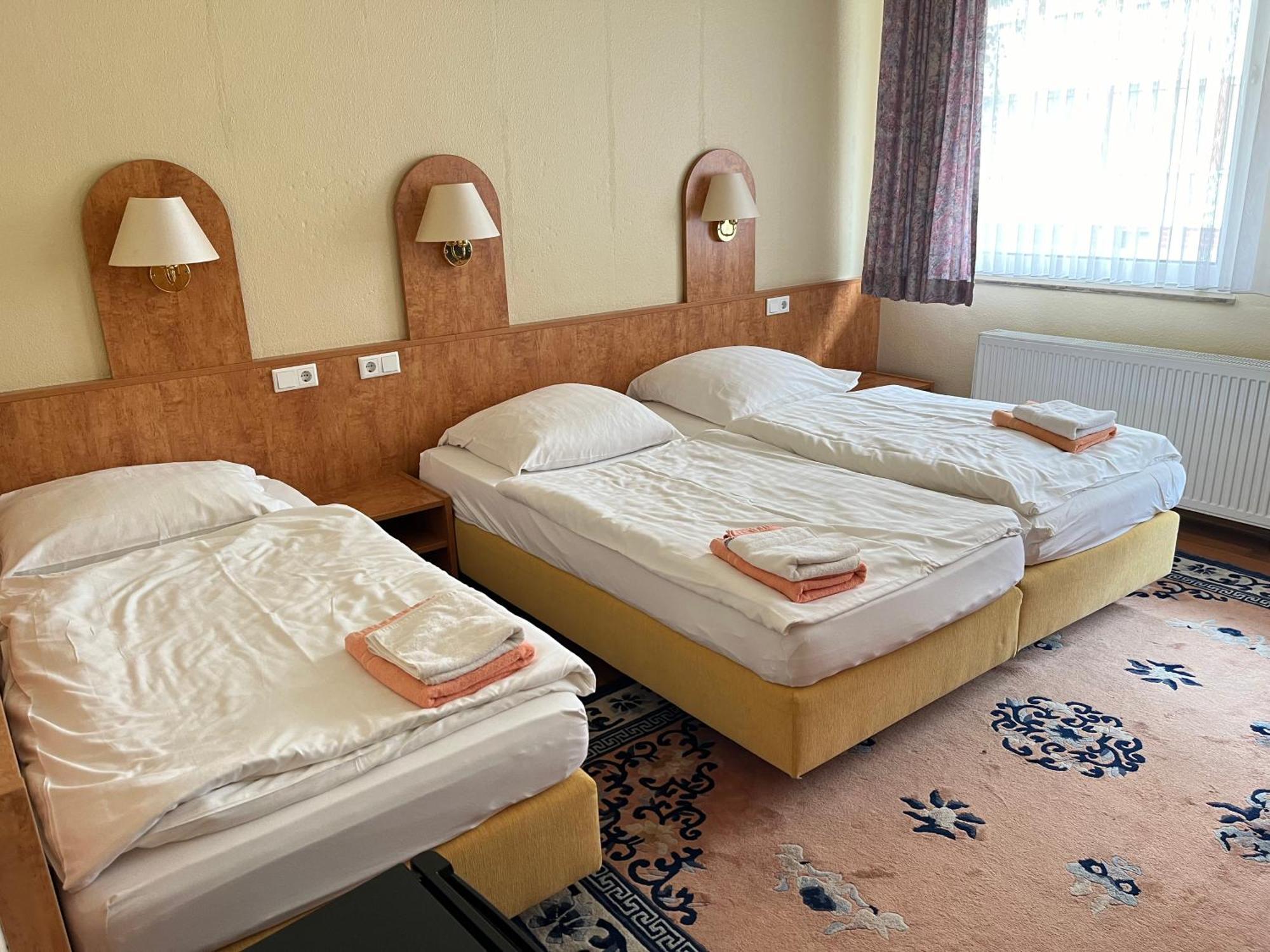 Deluxe Double or Twin Room