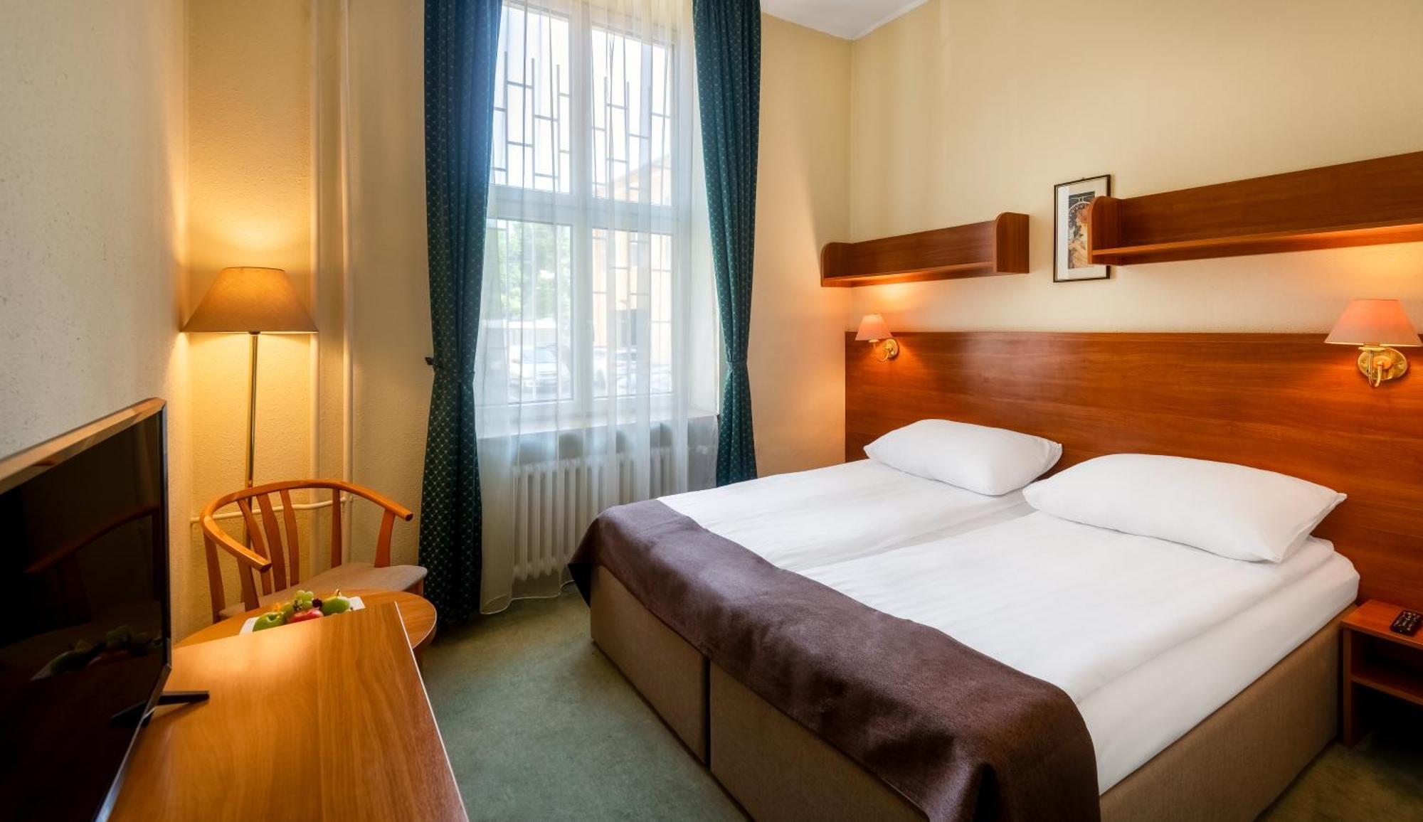 Double or Twin Room Disability Access