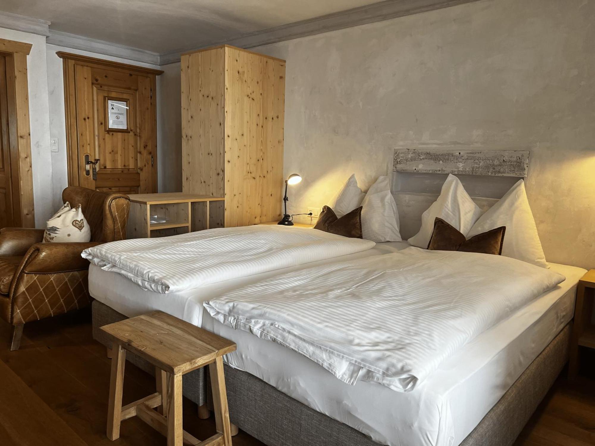 Deluxe Single Room