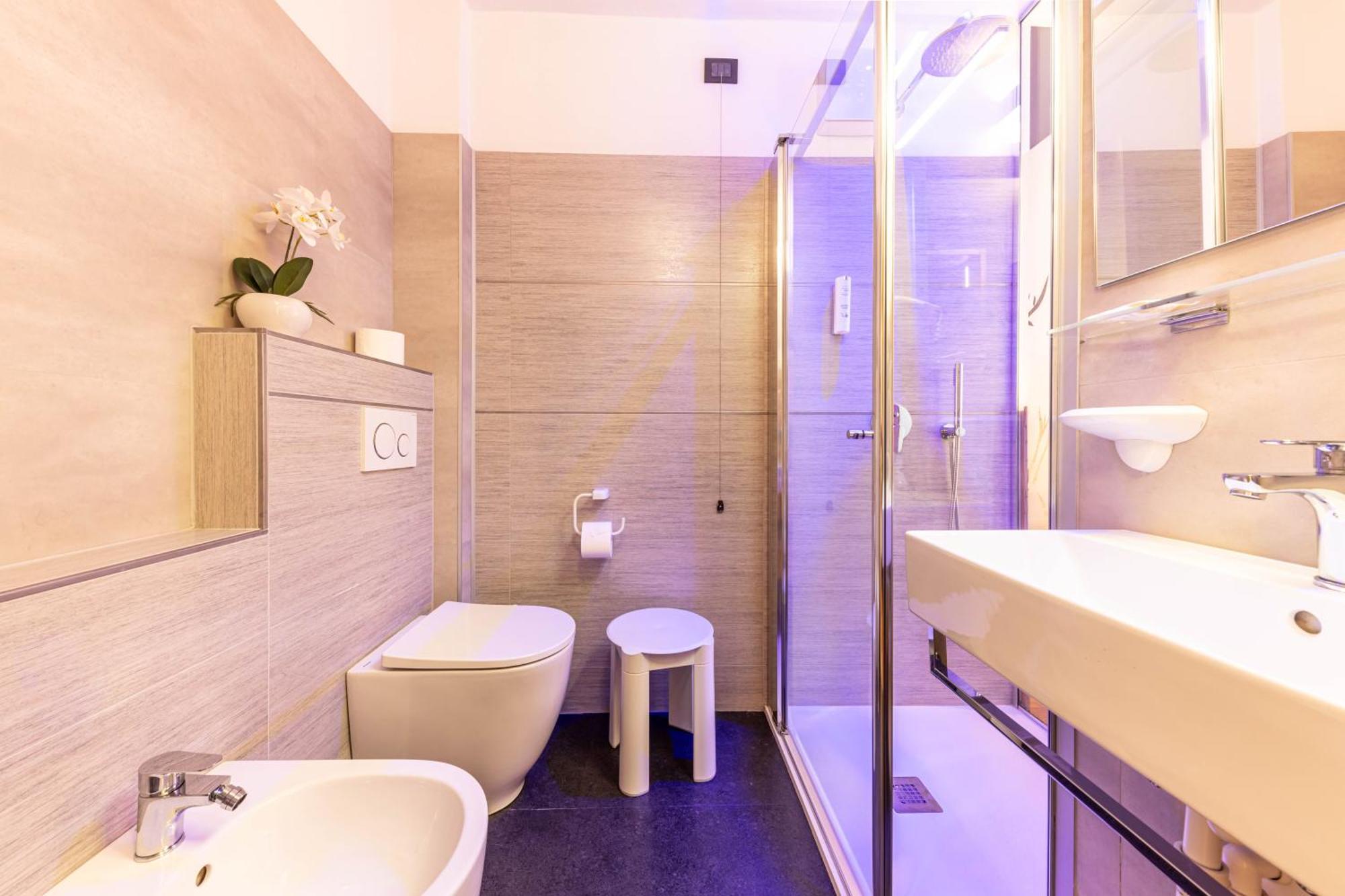 Large Double Room