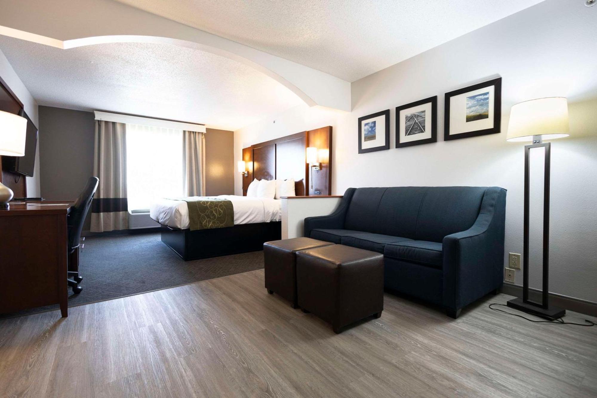 Standard King Suite Non-Smoking