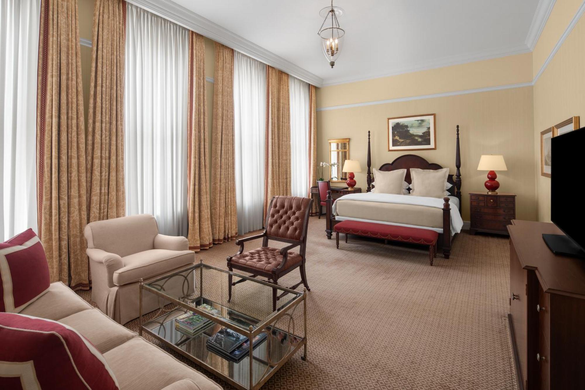Deluxe King Room