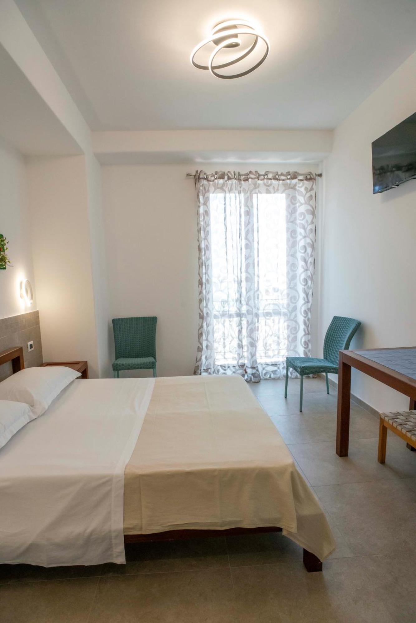 Double or Twin Room Balcony