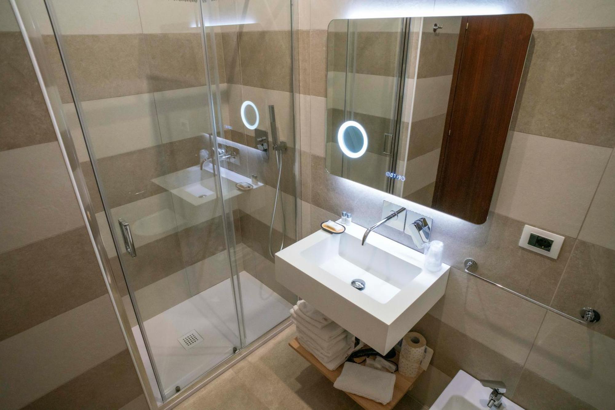 Double or Twin Room Balcony