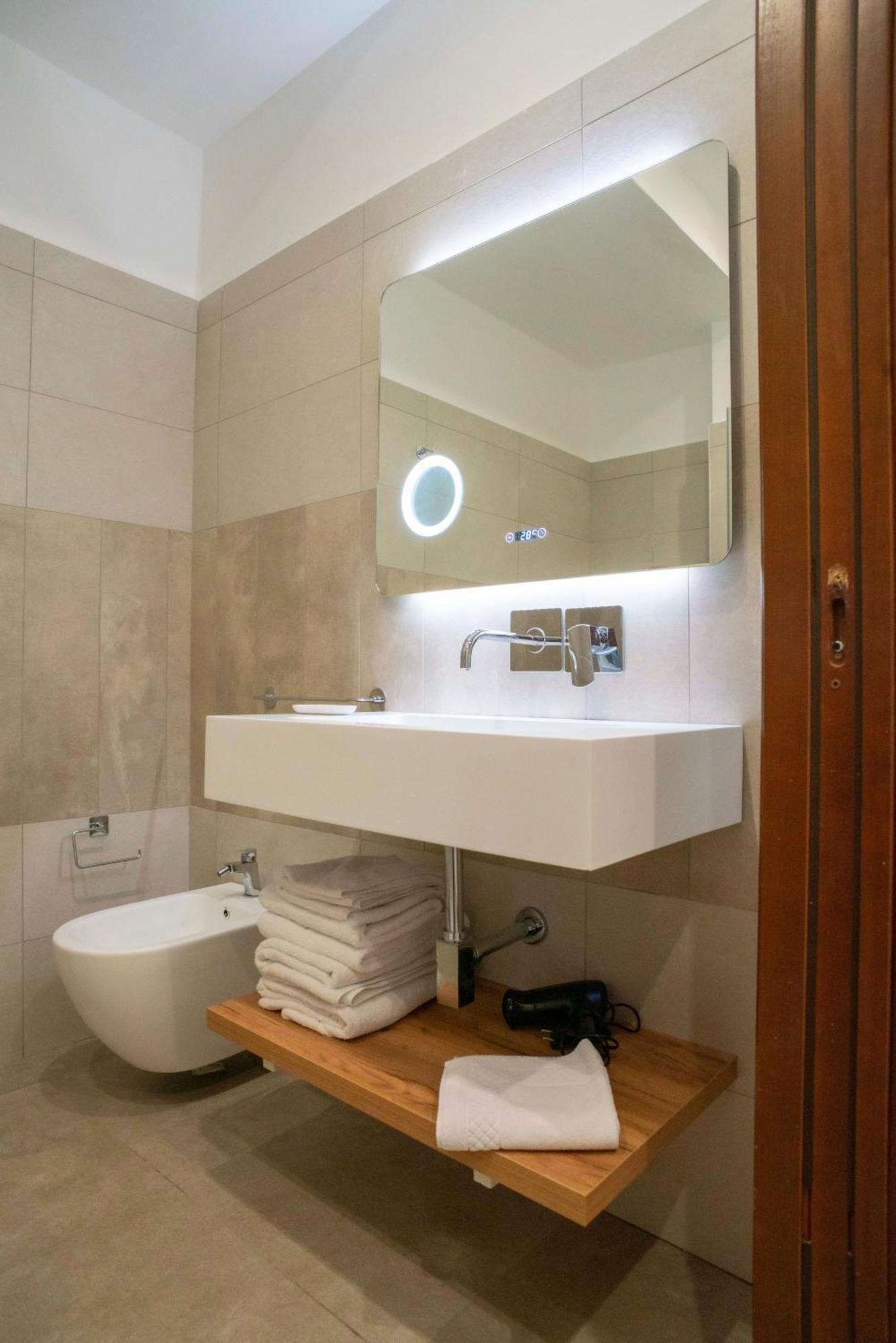 Double or Twin Room Balcony