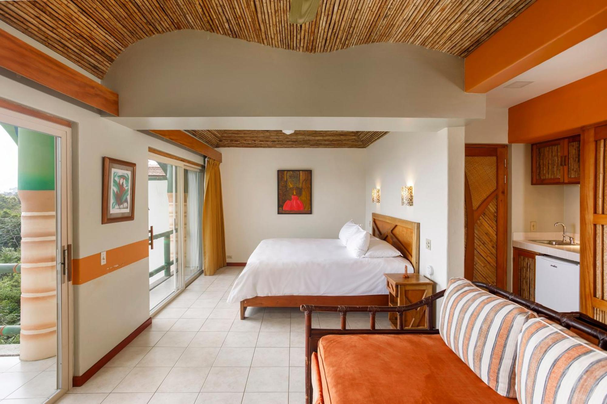 Honeymoon Room Balcony Jacuzzi Sea View