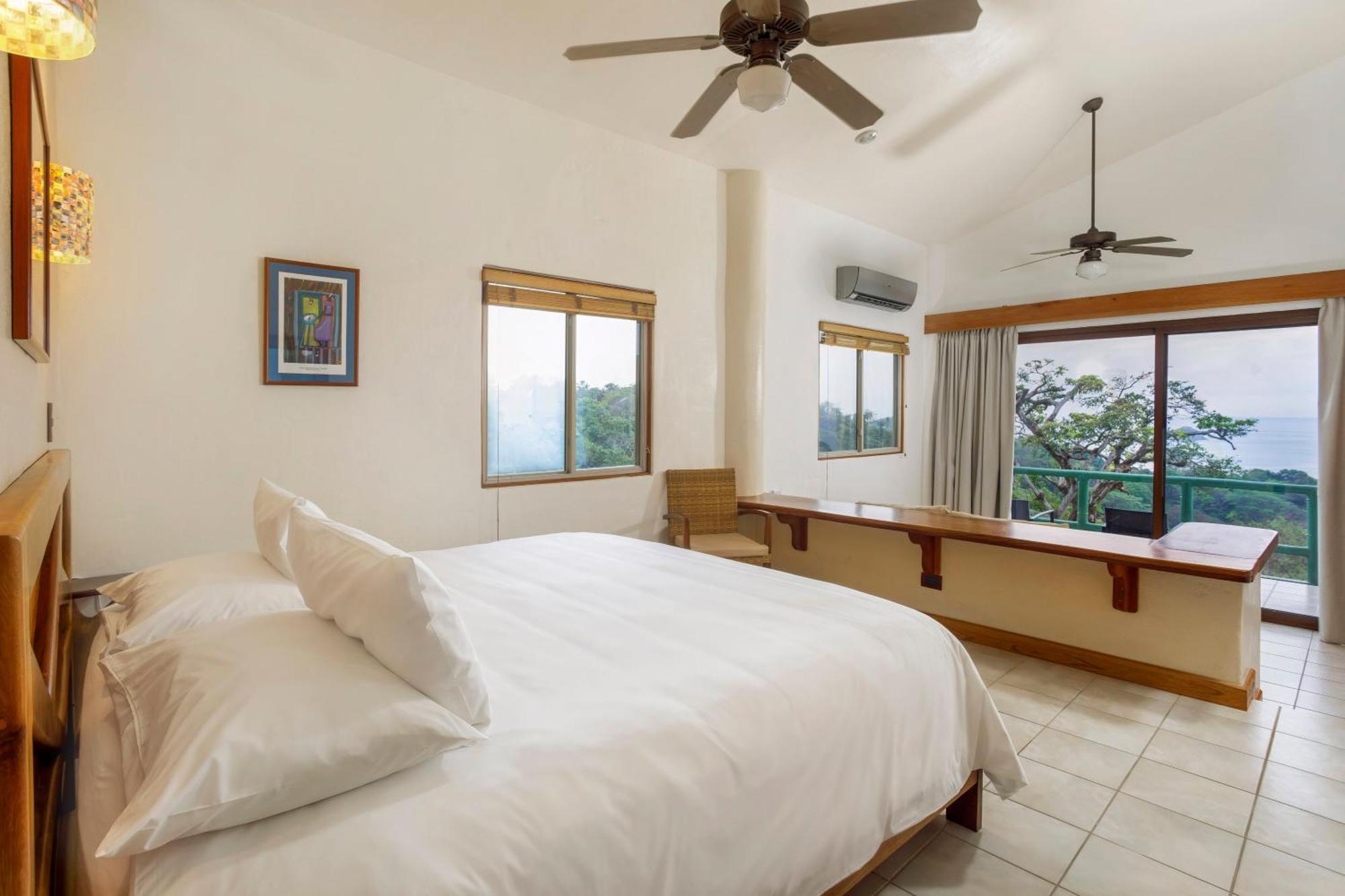 Deluxe Room Balcony Panoramic Sea View