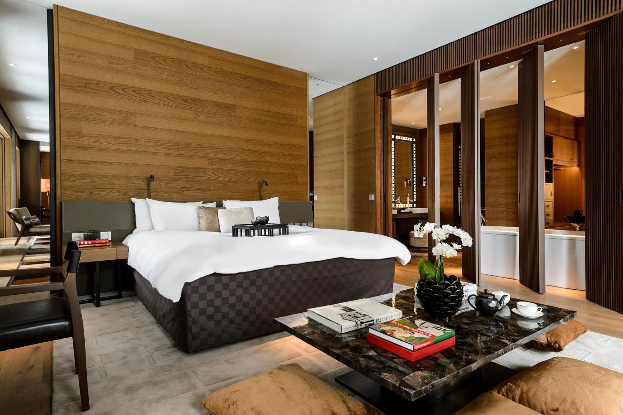 Grand Alpine 2-Bedroom Suite