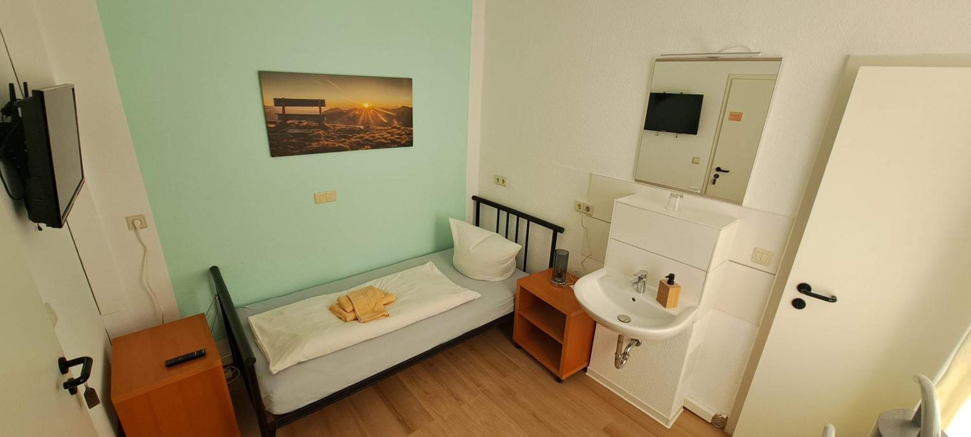Small Single Room