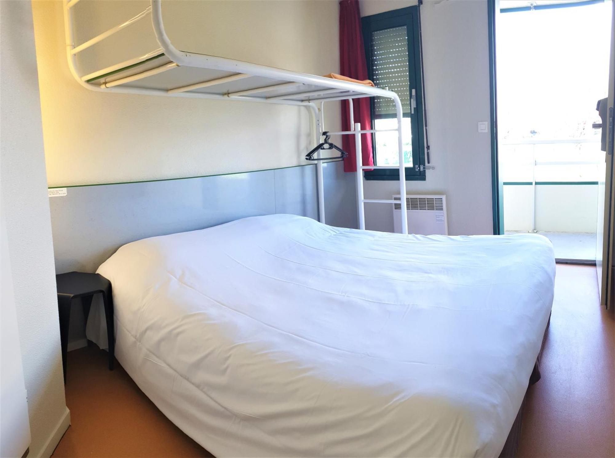 Double Room,1729996094:JPEG