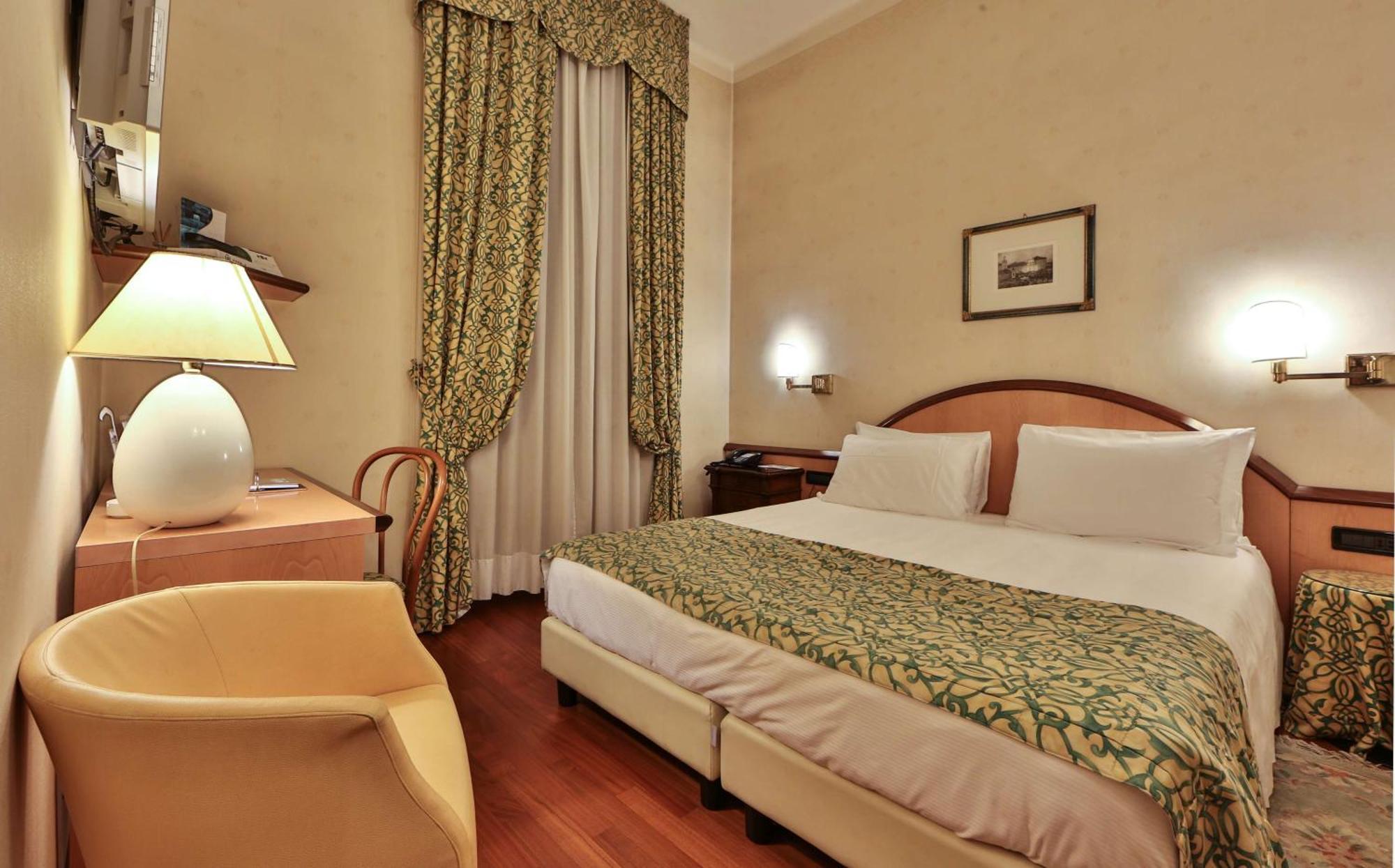 Classic Double Room