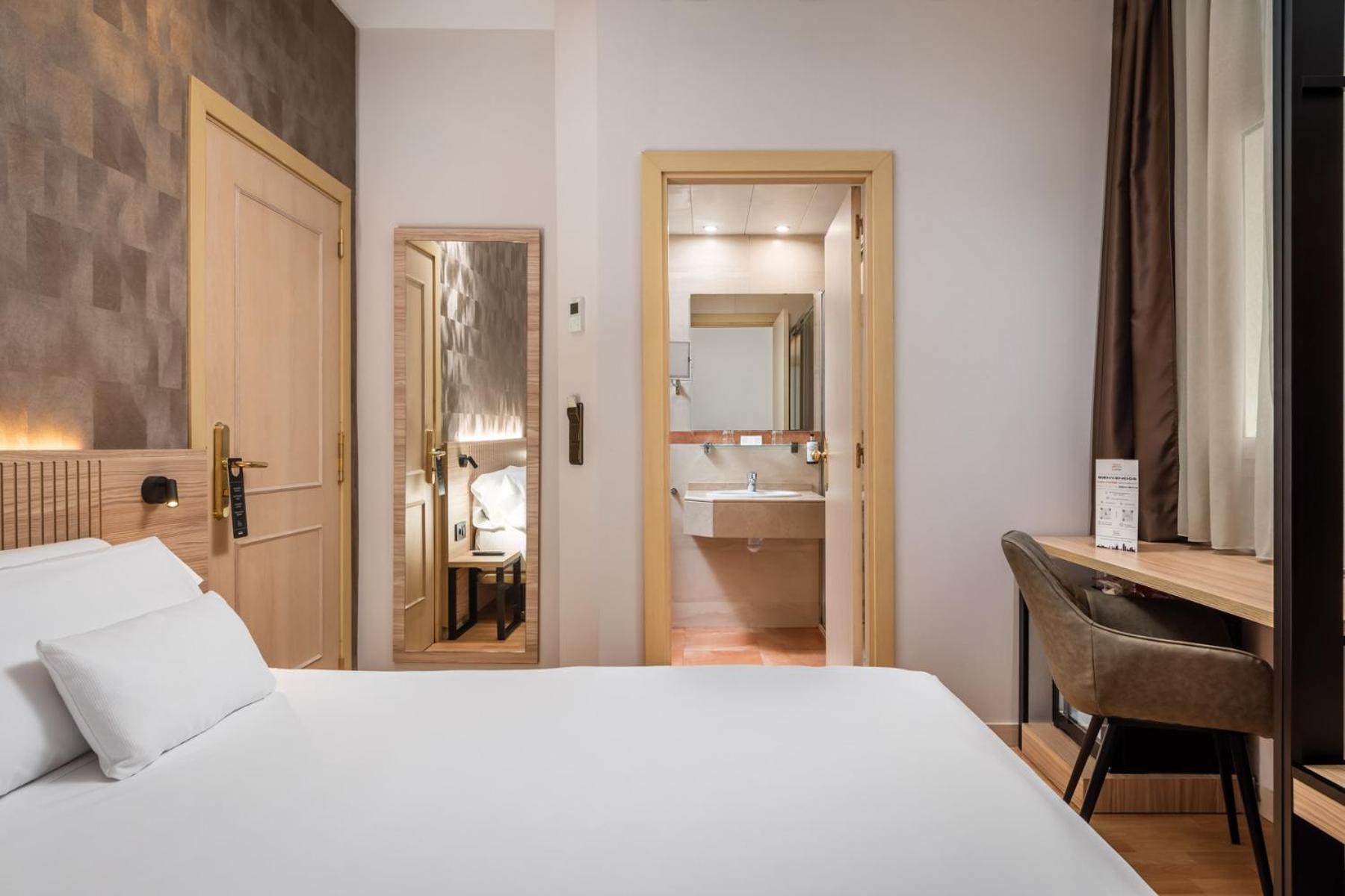 Small Double Room