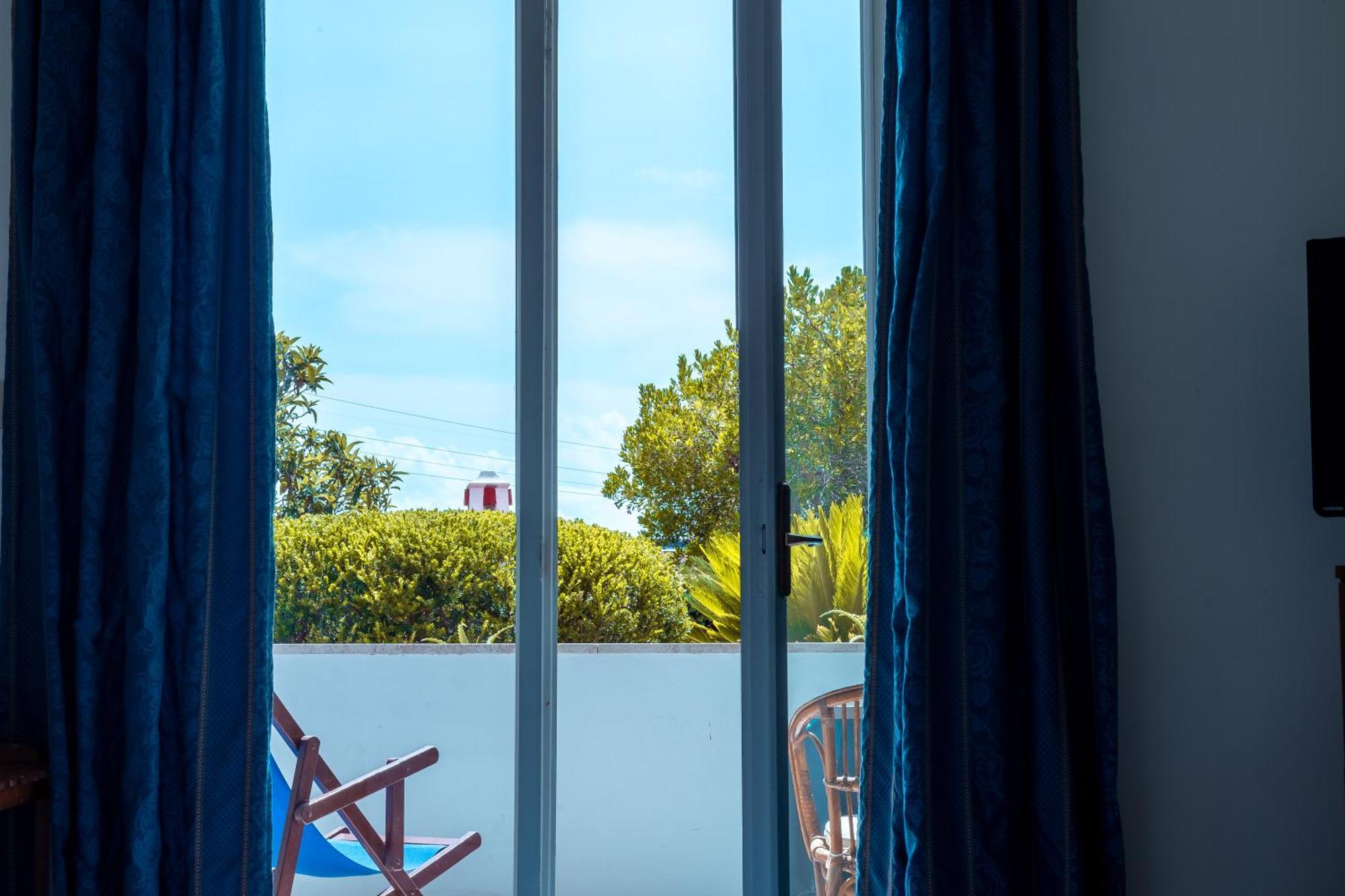 Superior Double Room Balcony Garden View