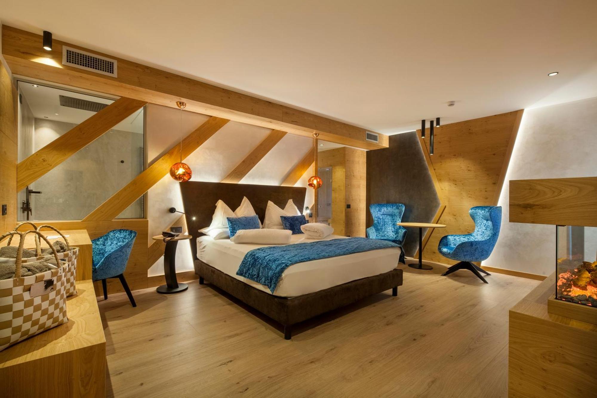 King Room Spa Access