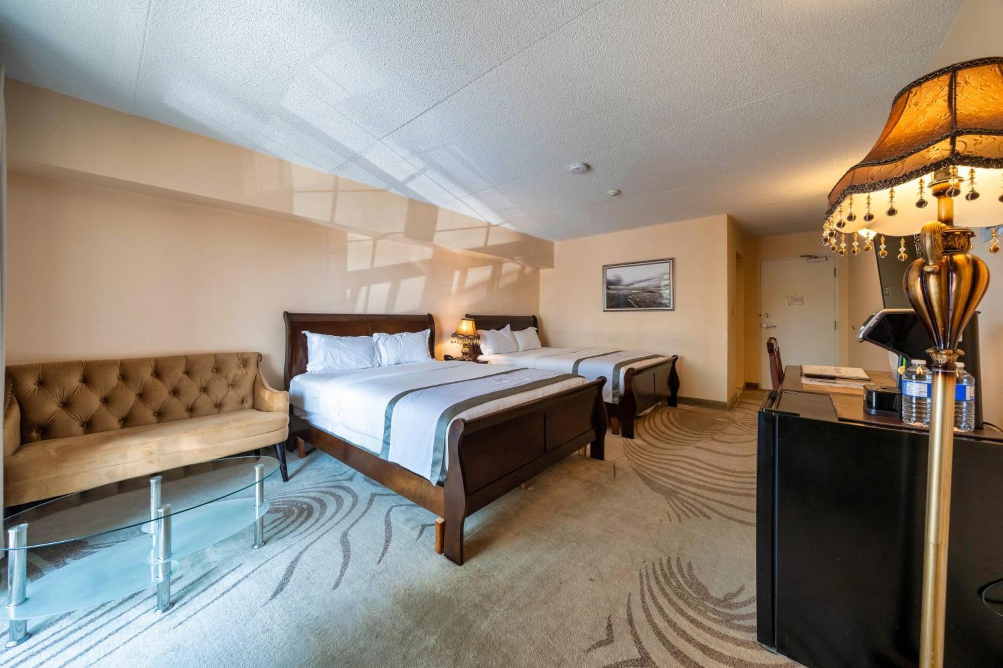 Luxury Quadruple Room