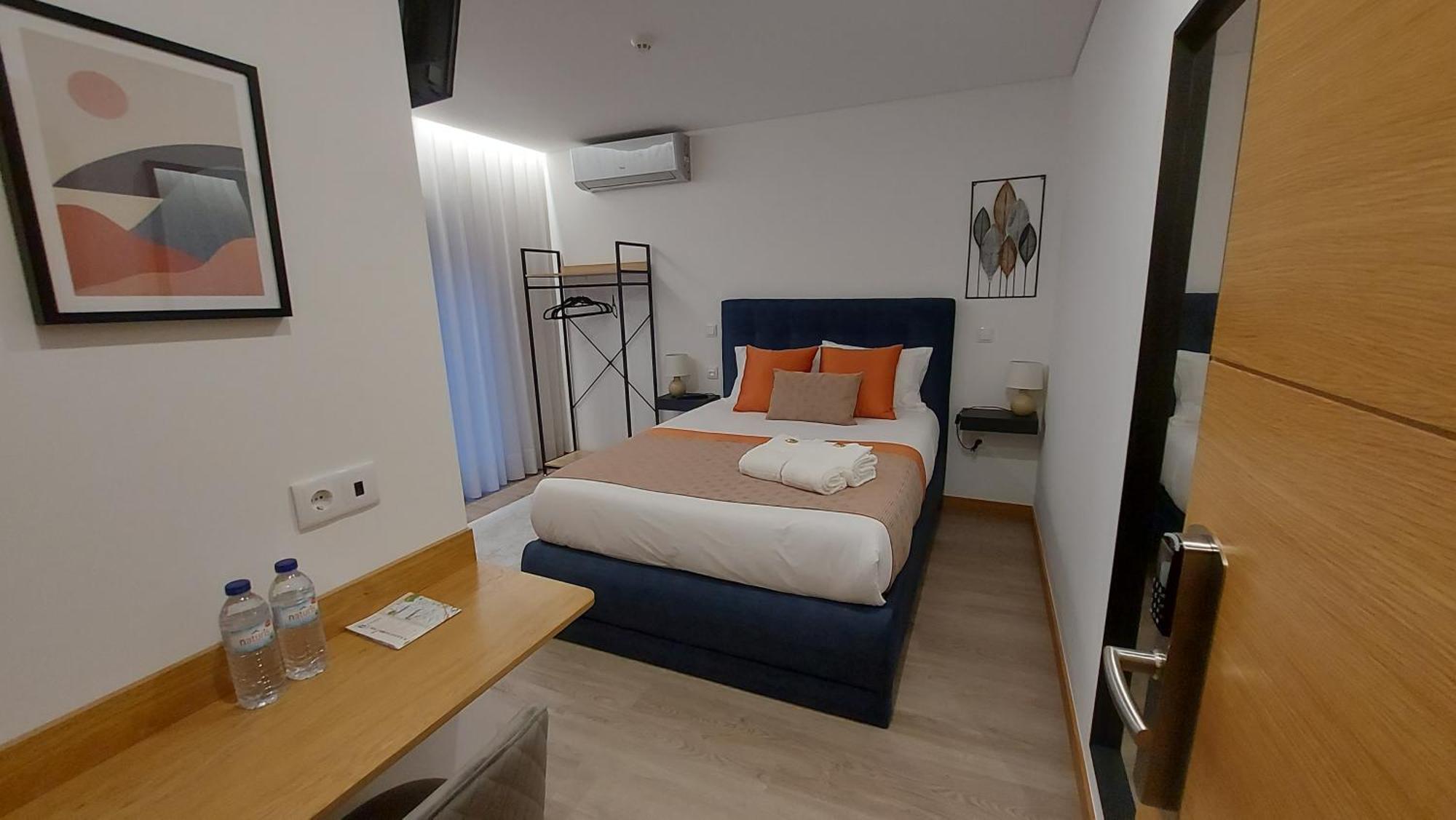 Double Room Private Bathroom