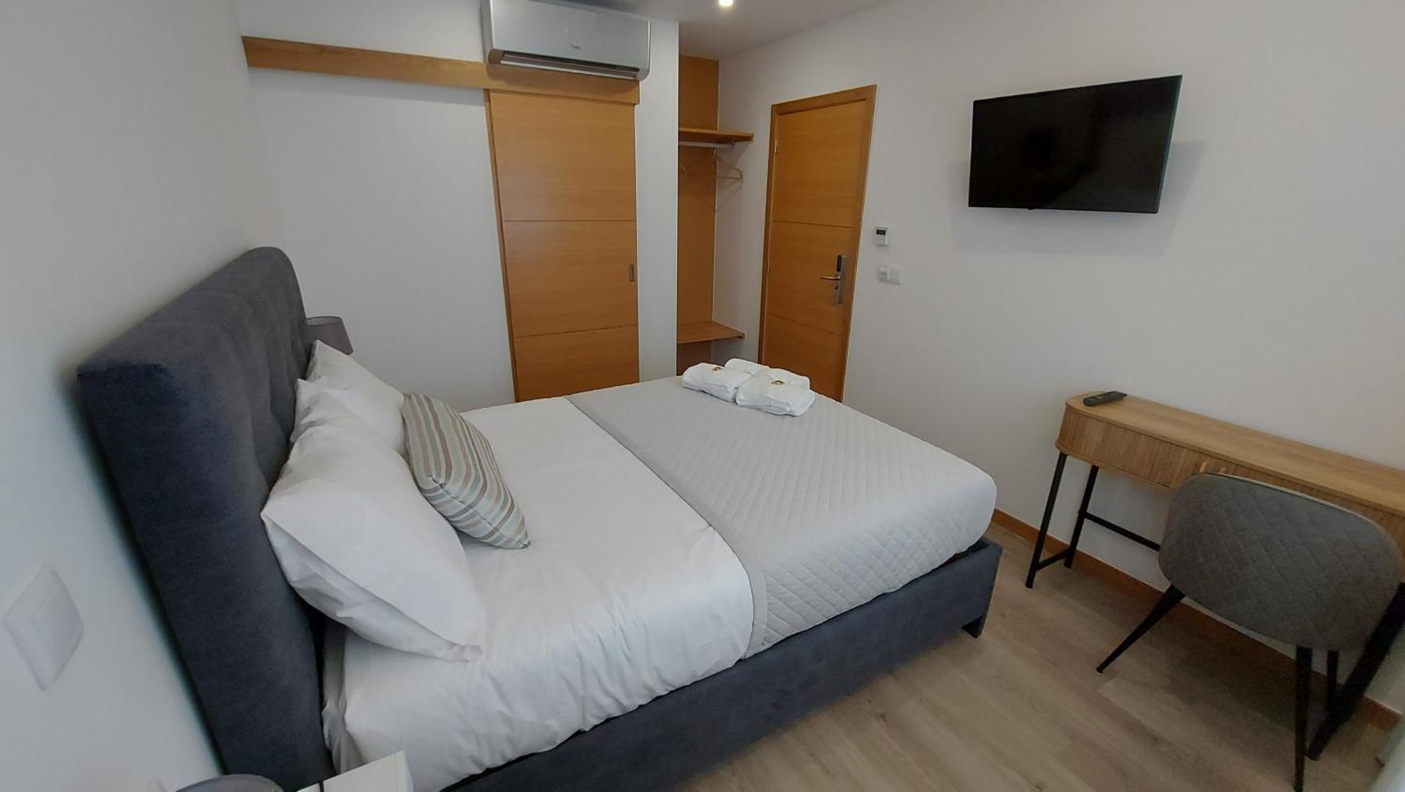 Double Room Private Bathroom