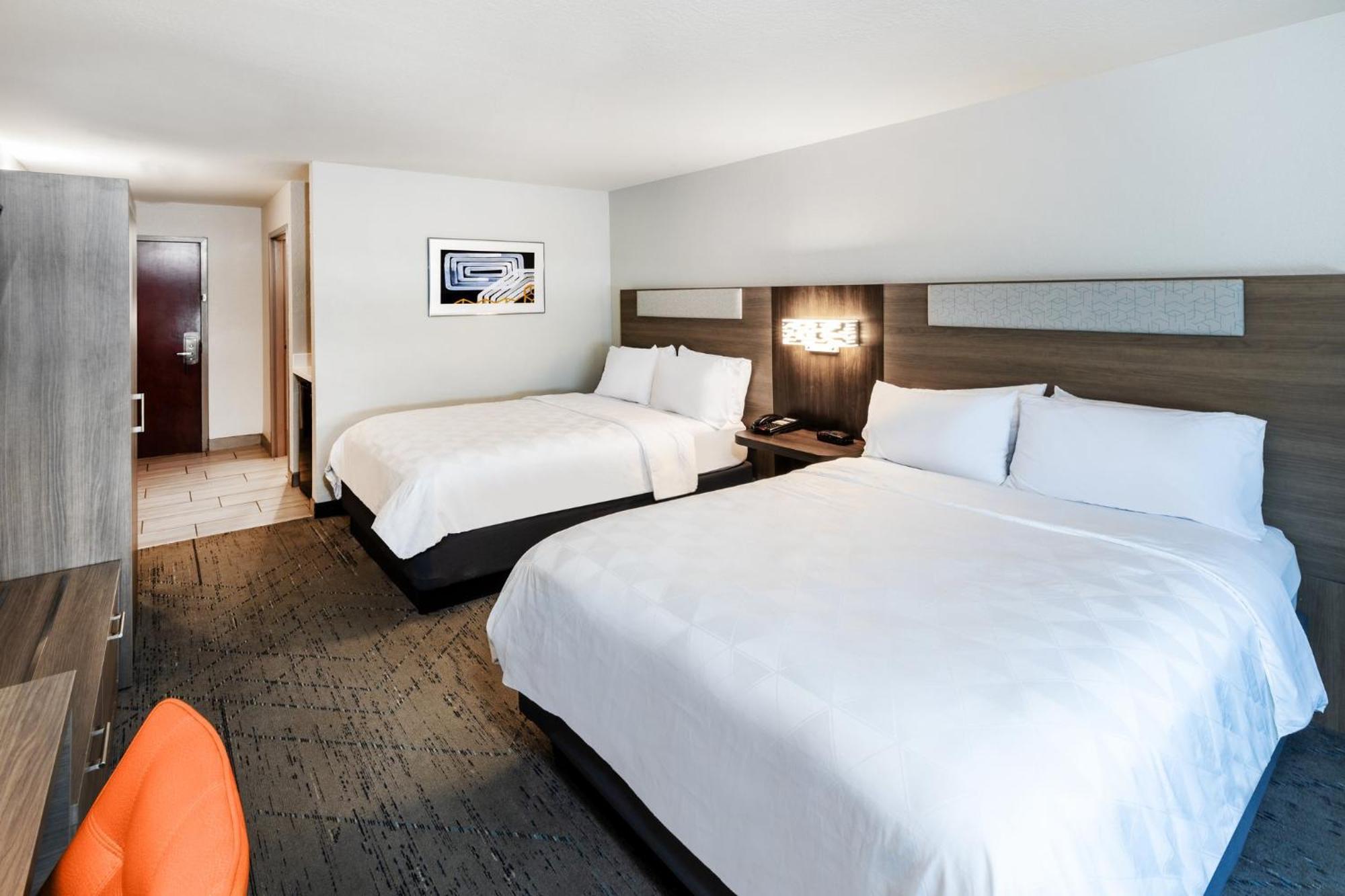 Standard Room Two Queen Beds