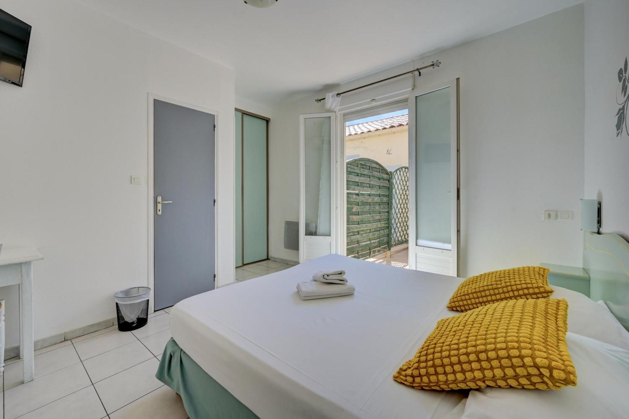 Double Room Patio