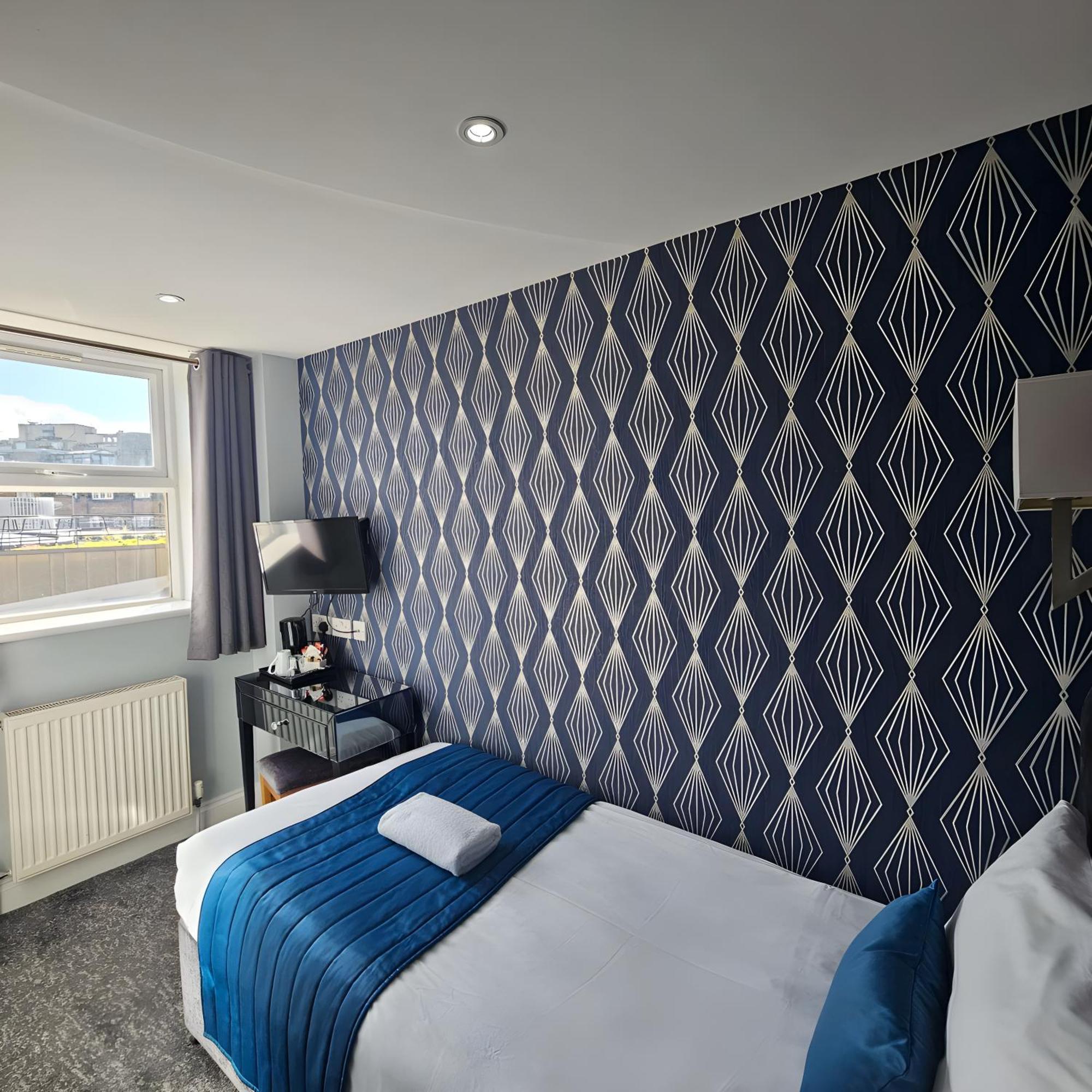 Single Room En Suite