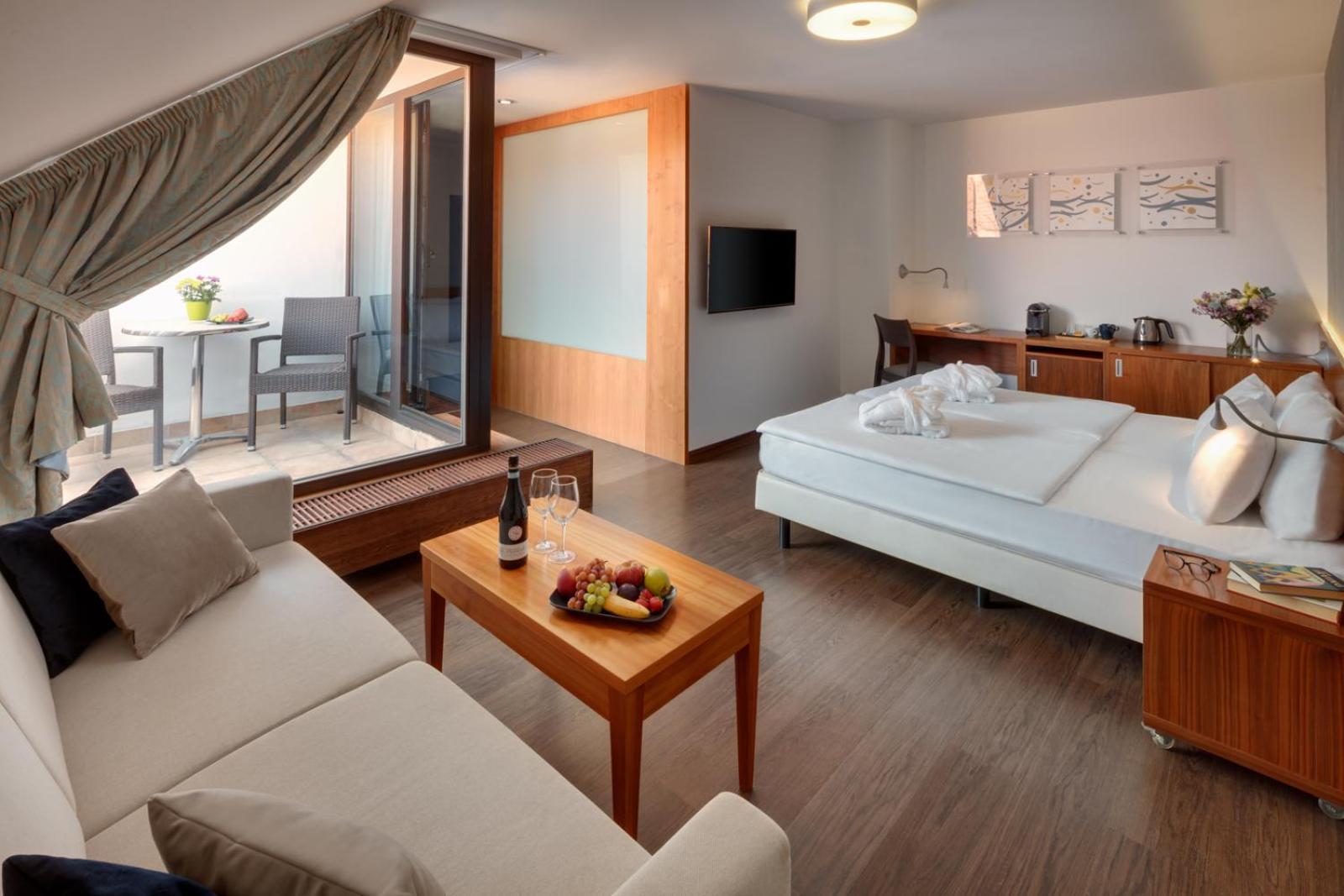 Executive Suite