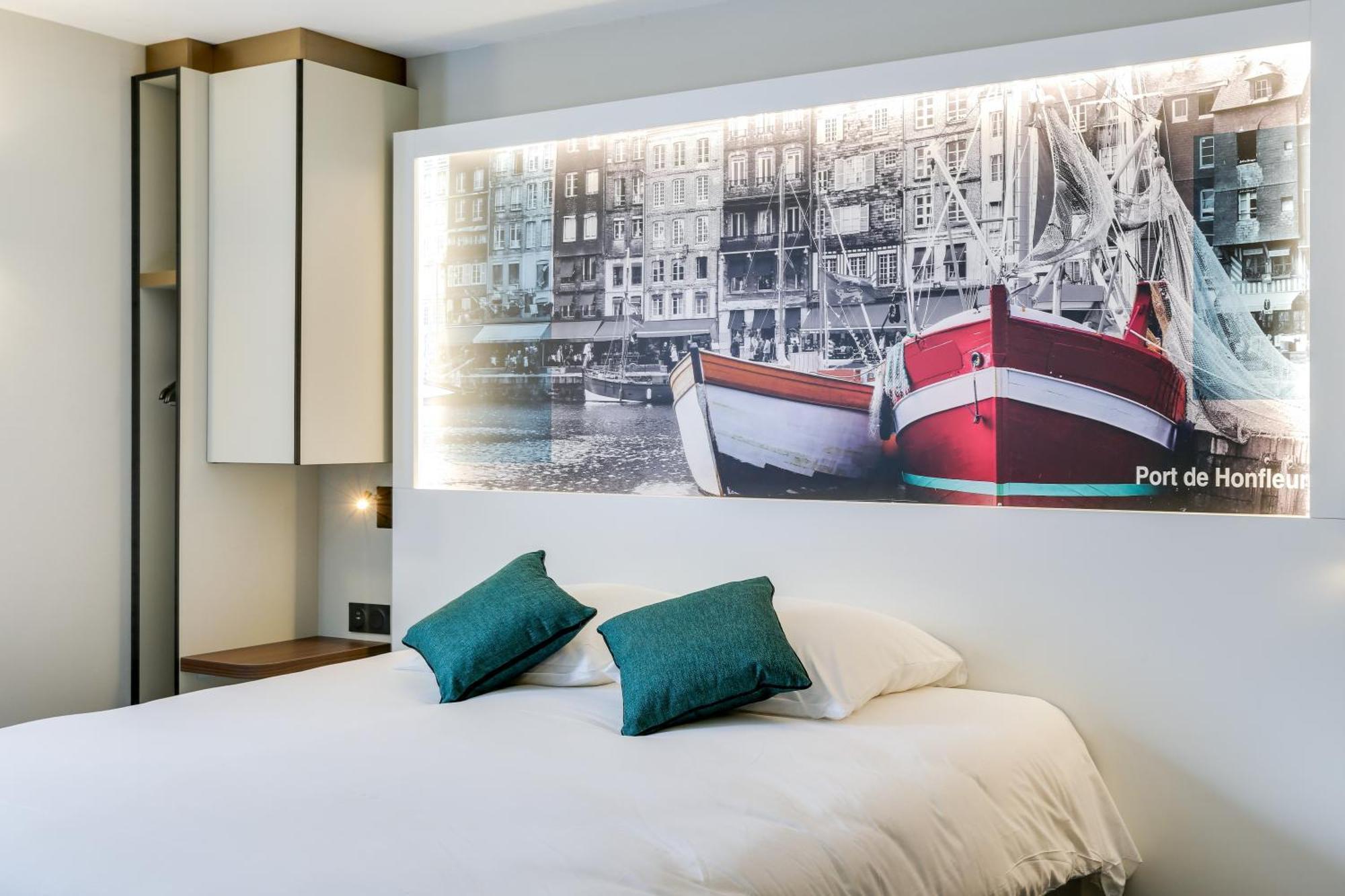 Double Room,1611052868:JPEG