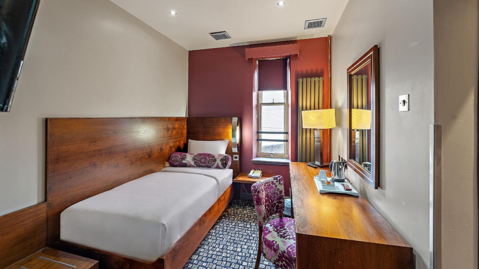 Single Room
