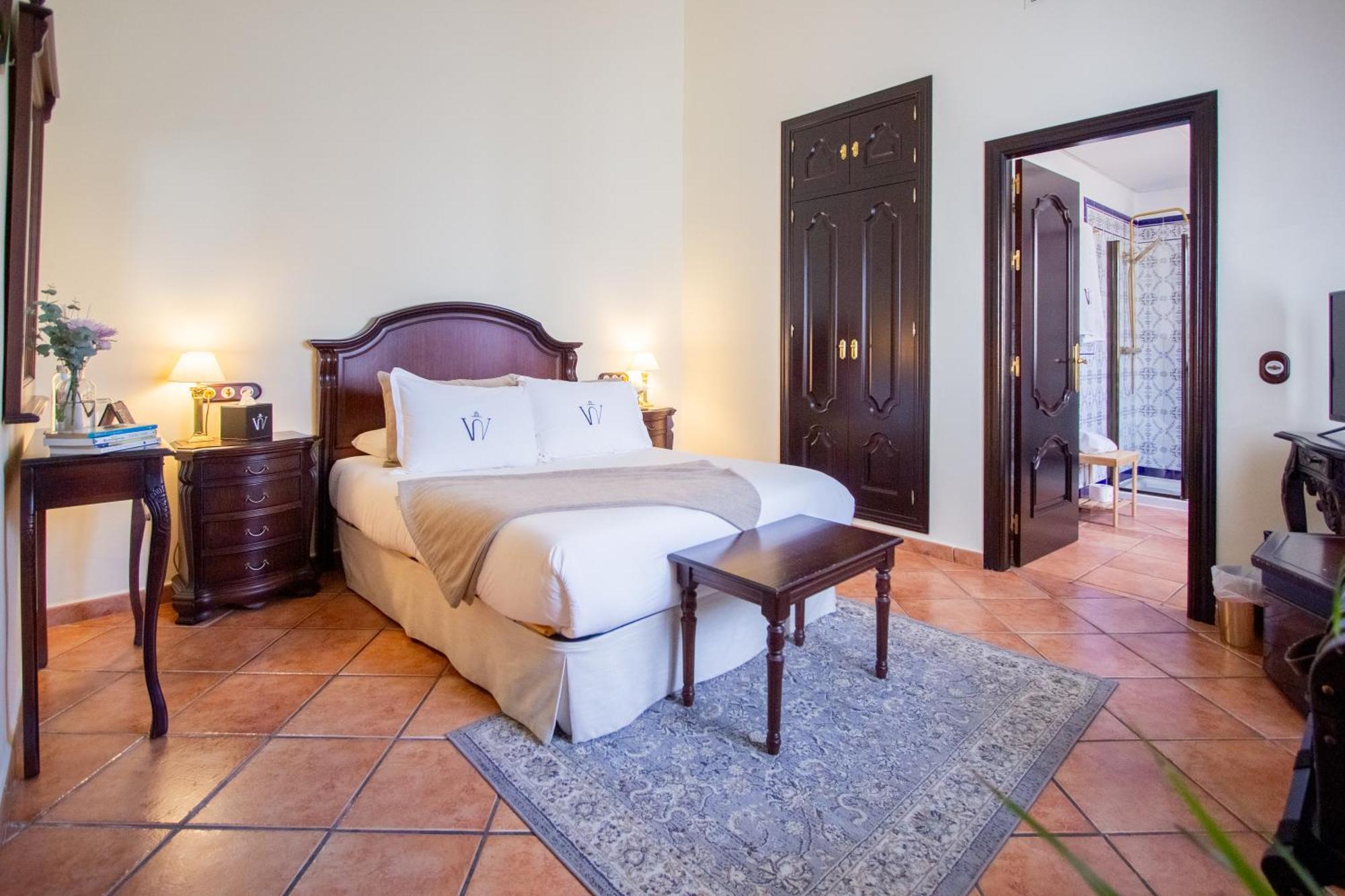 Basic Double Room