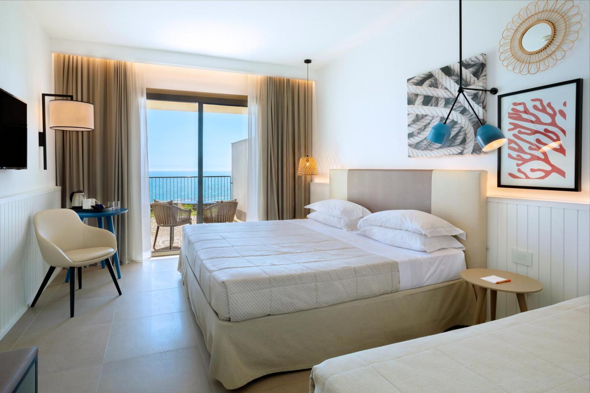Superior Triple Room Sea View