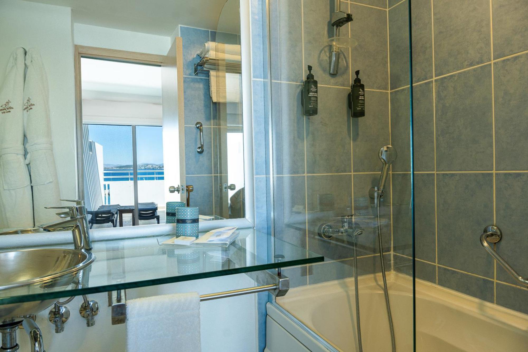 Superior Double Room Land View