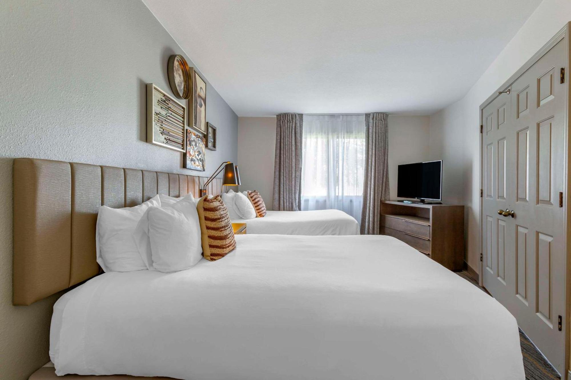 Standard Suite Two Double Beds