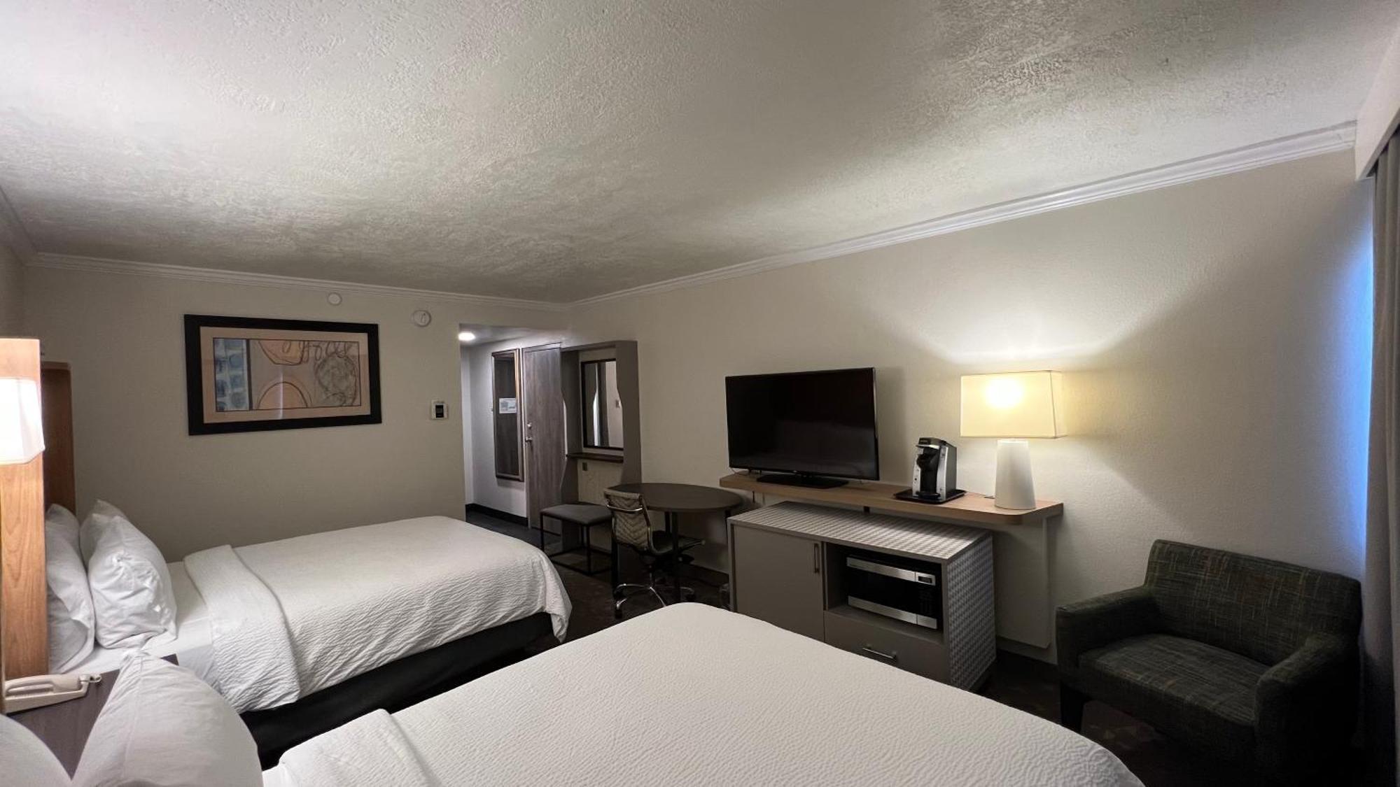 Premium Queen Room with Two Queen Beds