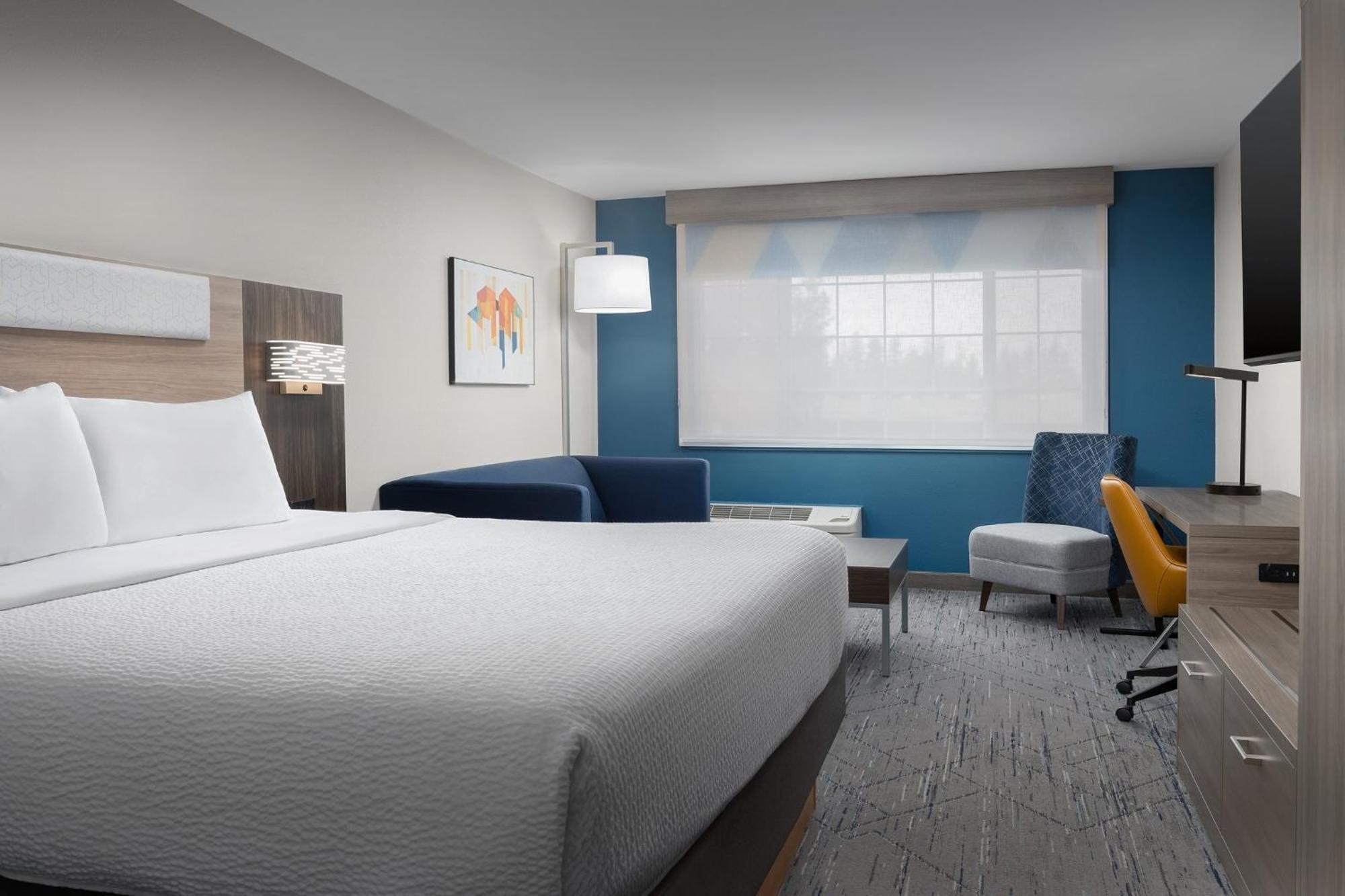 Standard King Room