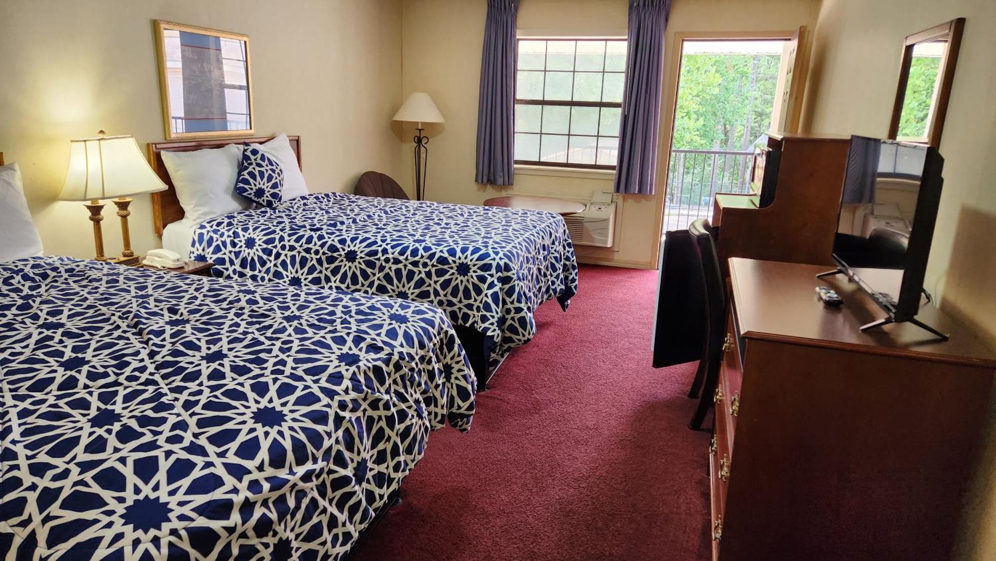 Queen Room