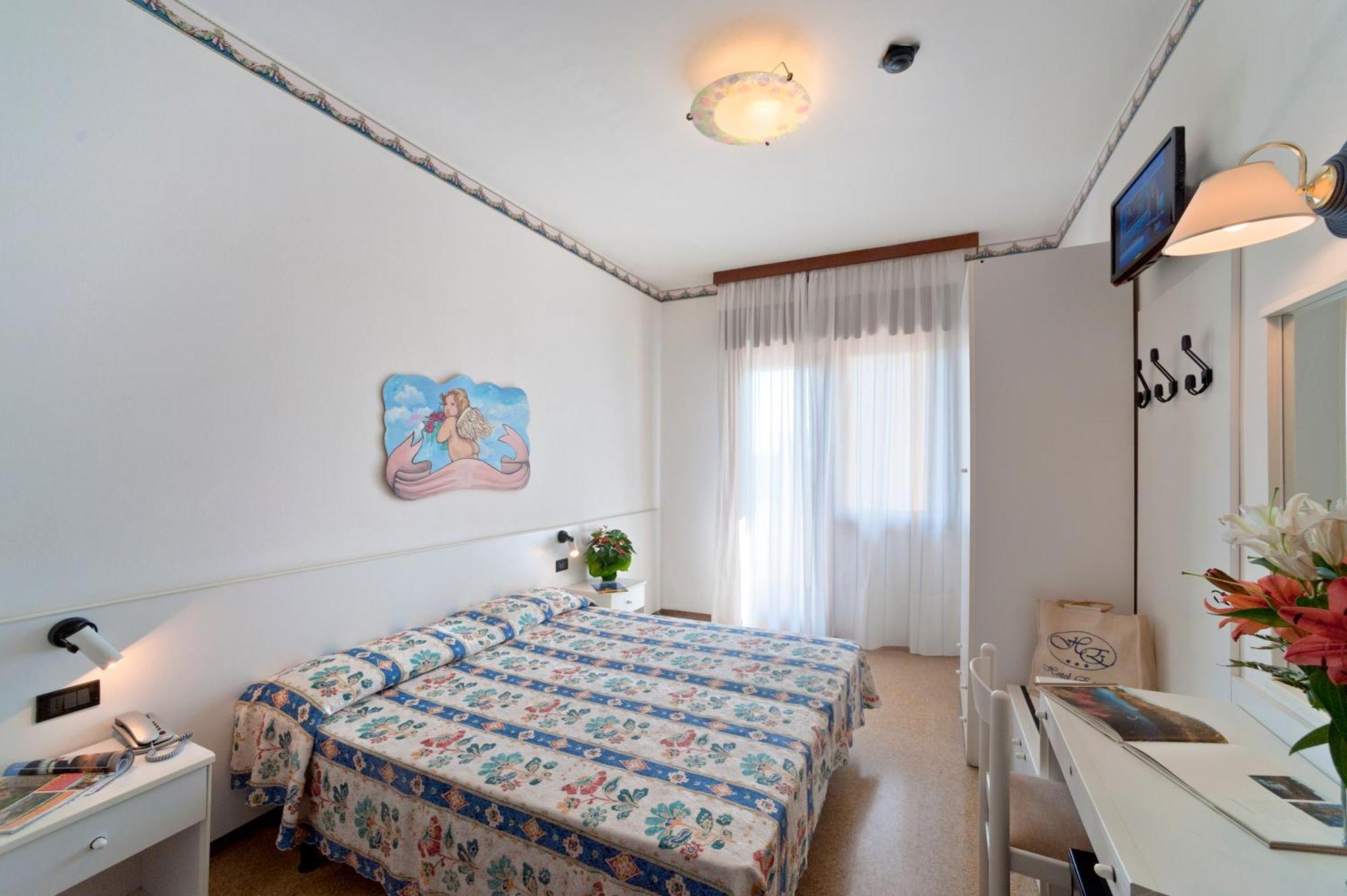 Double or Twin Room with Balcony,31437110:JPEG