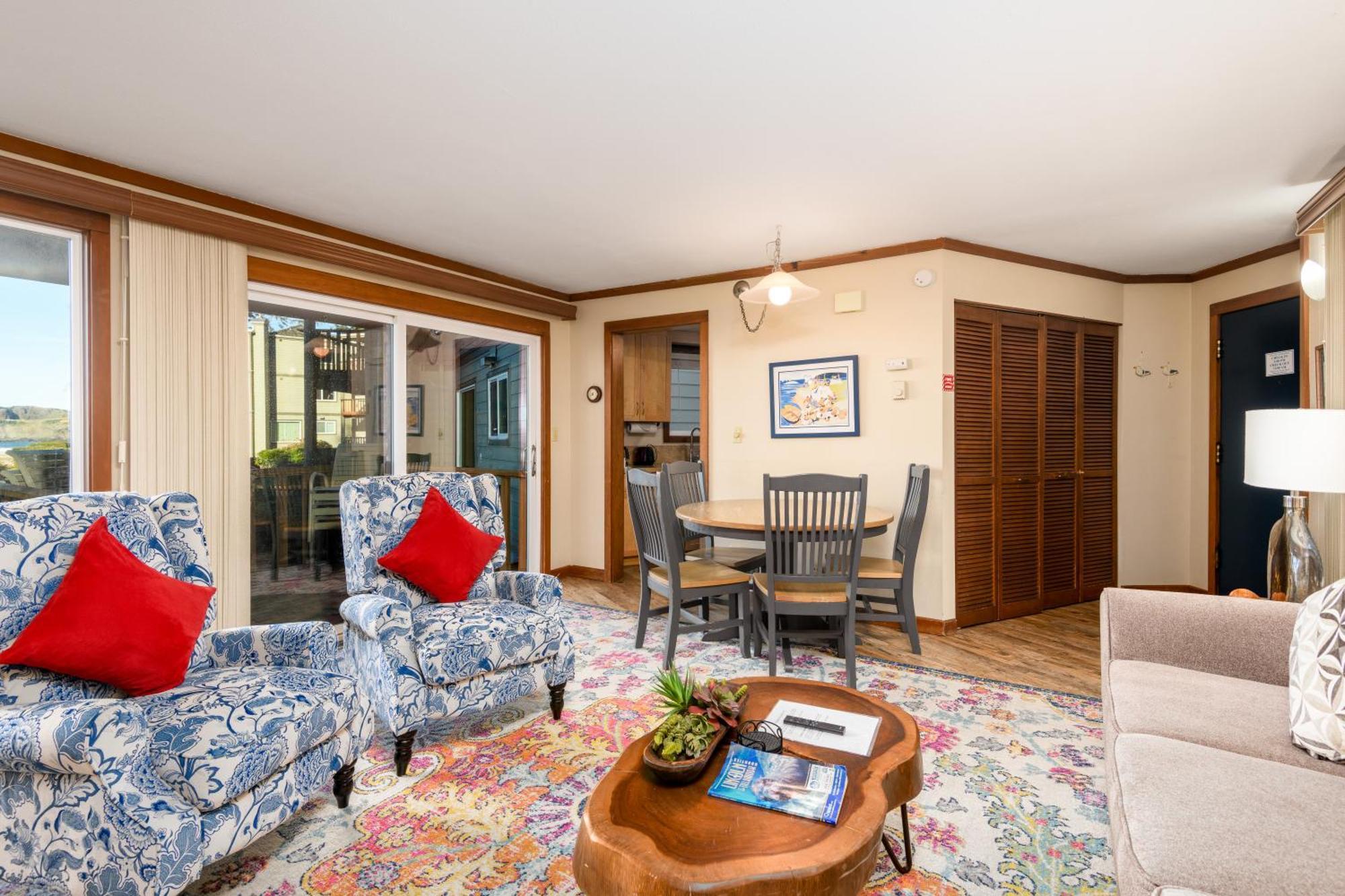 Two-Bedroom Condo Pet Friendly Non-Smoking