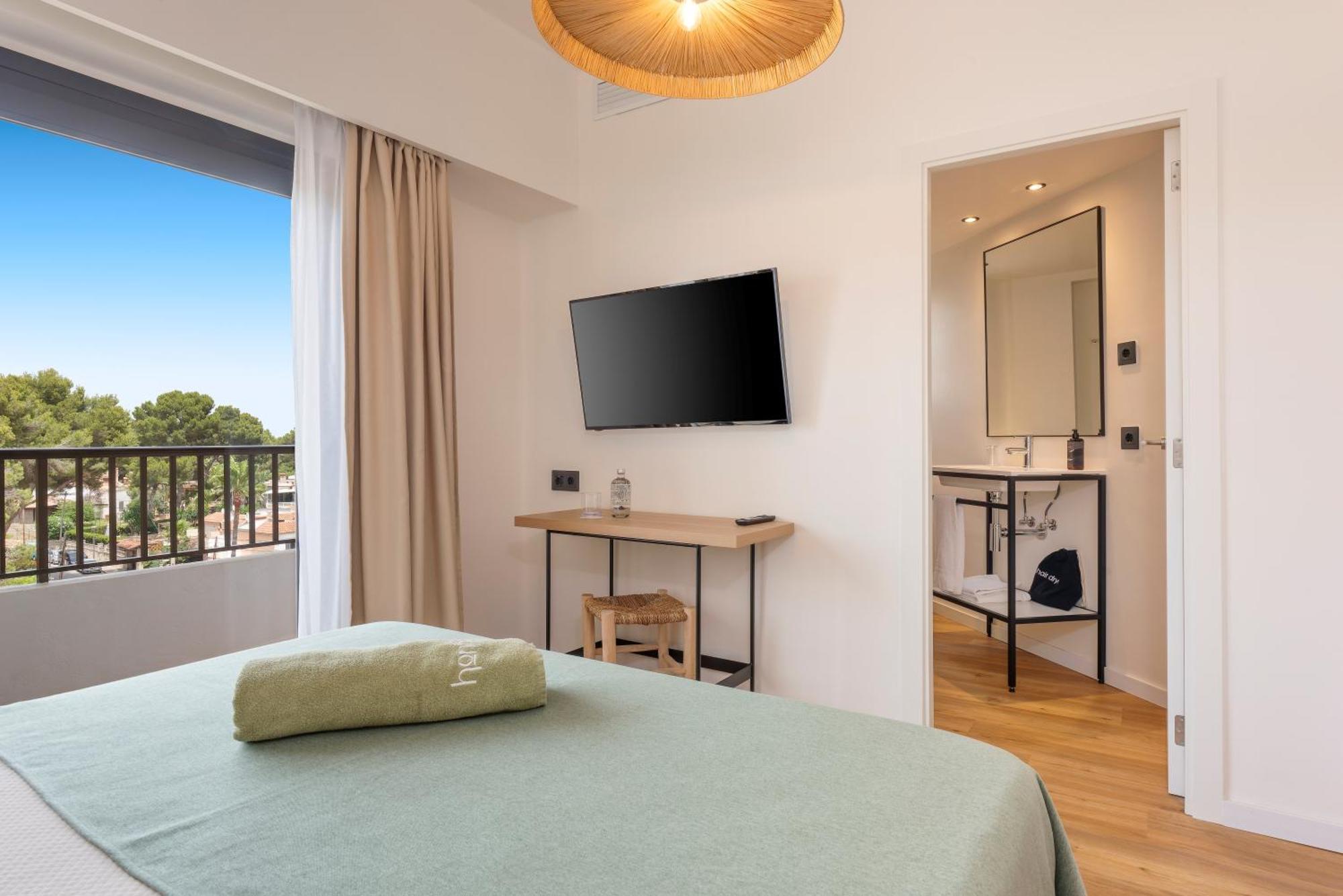 Superior Single Room Unlimited Brunch