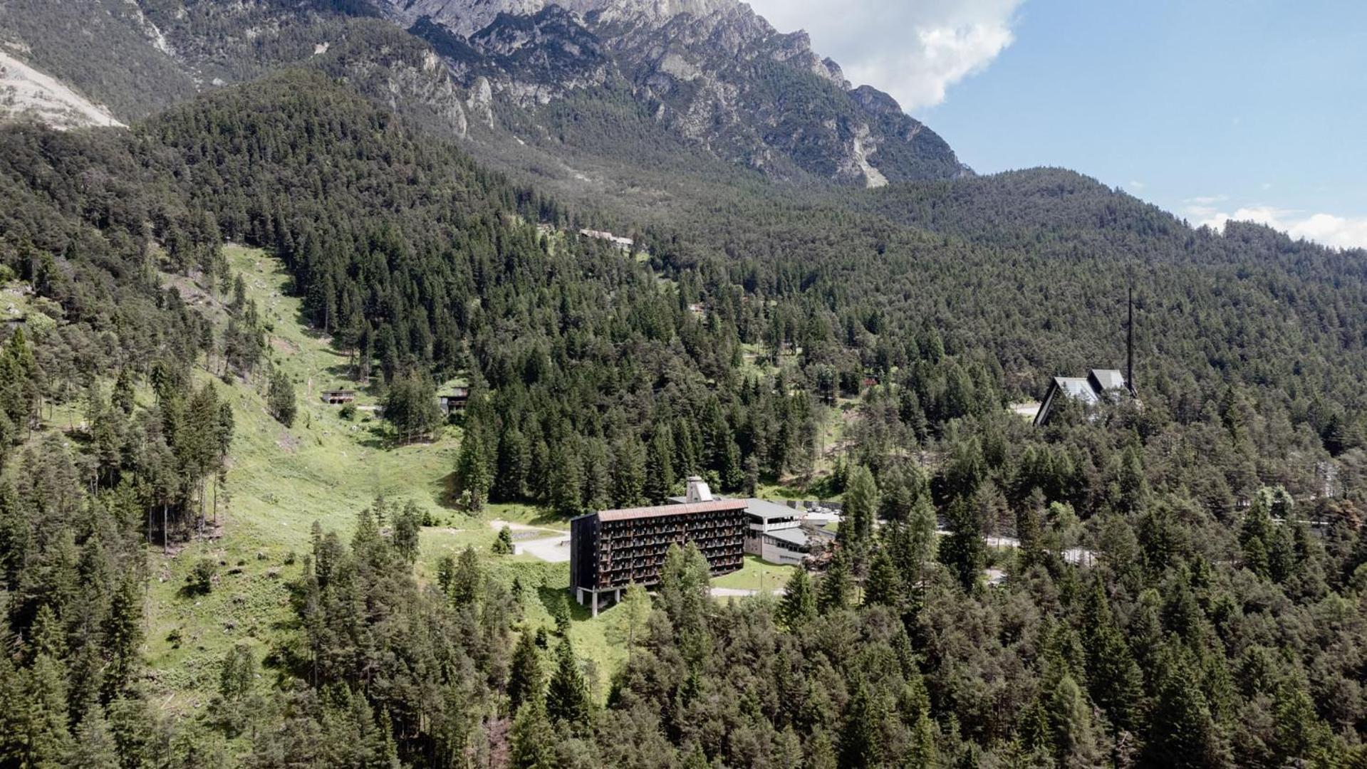 Double Room Mountain View