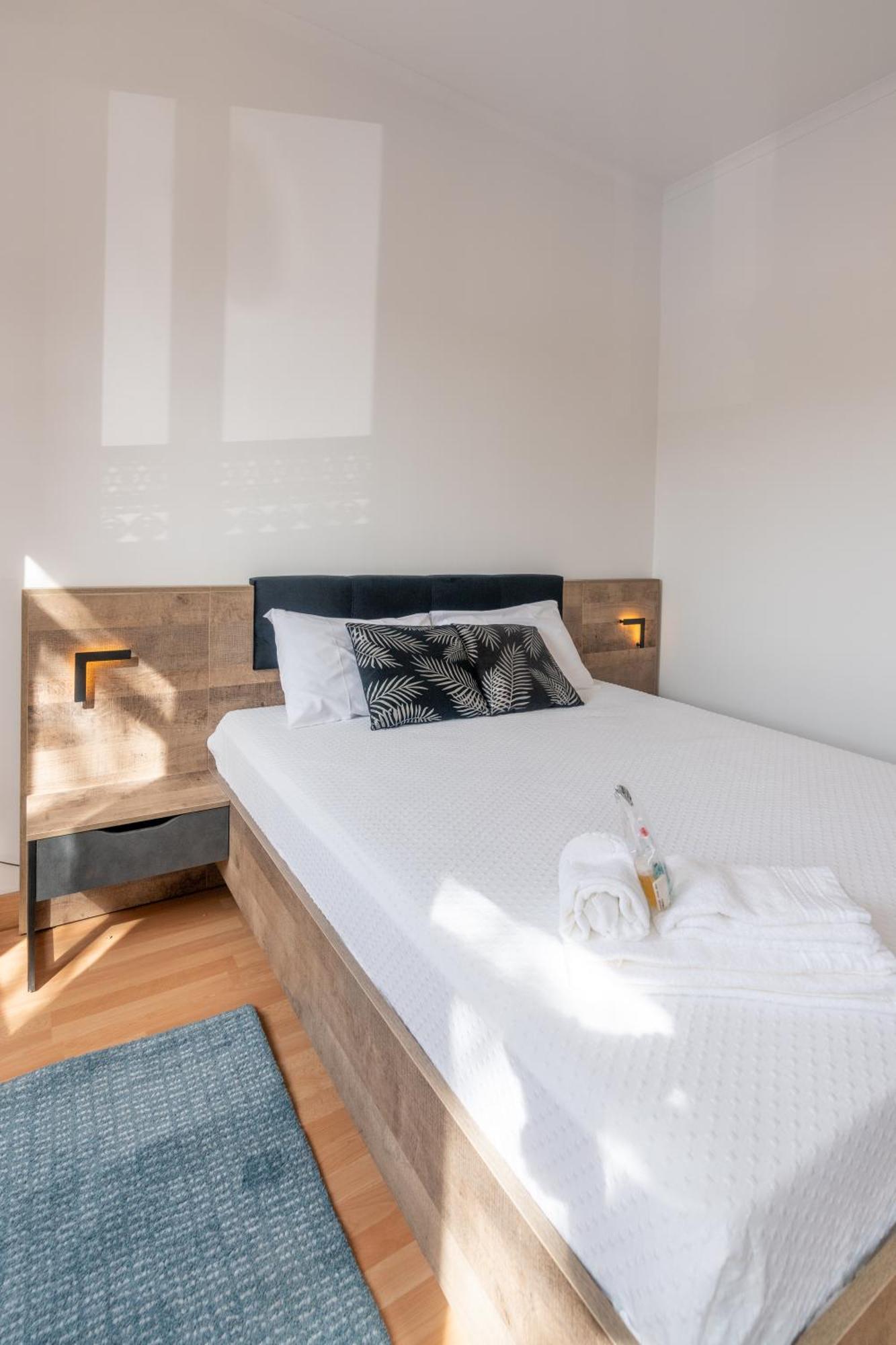 Double Room Private External Bathroom