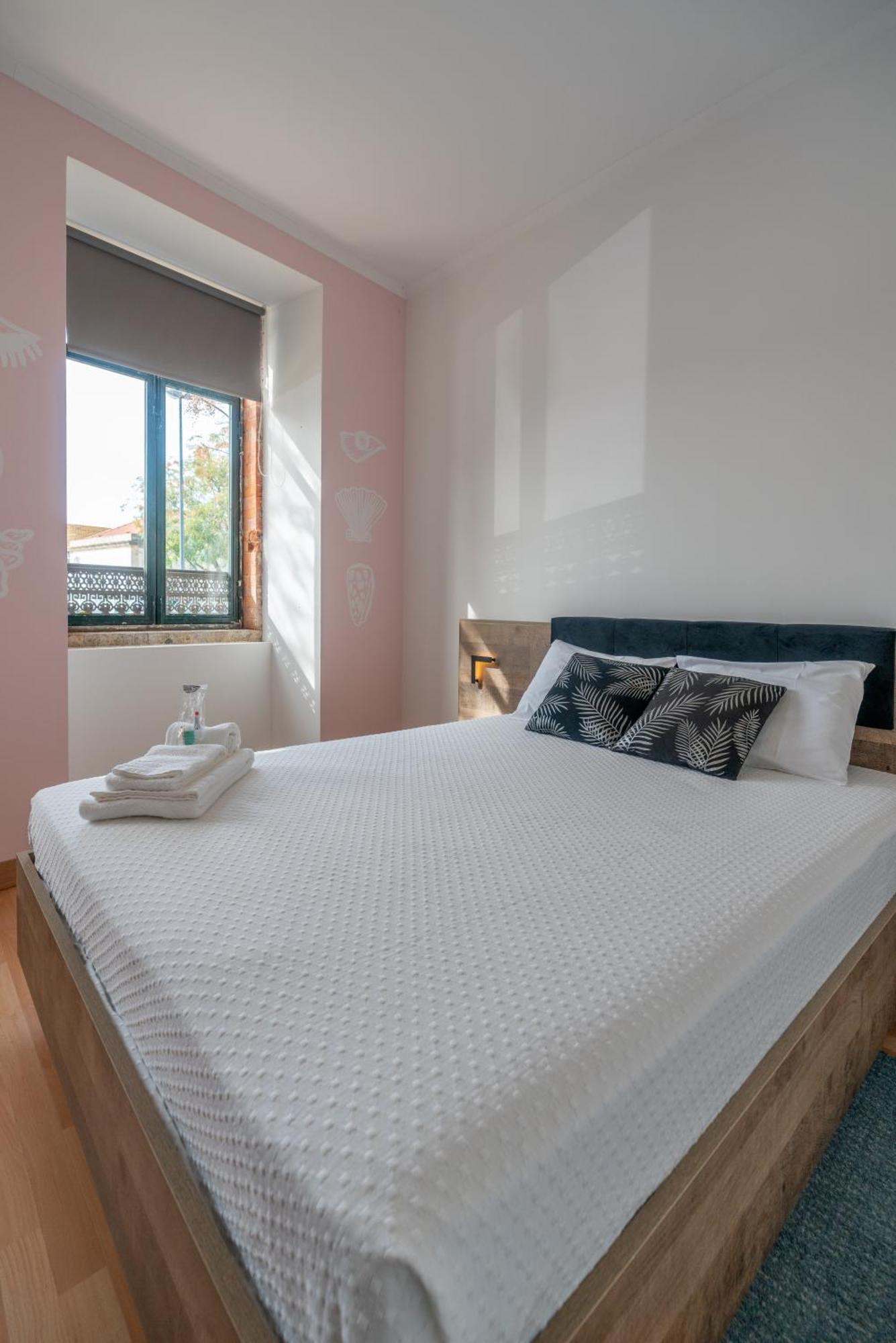 Double Room Private External Bathroom