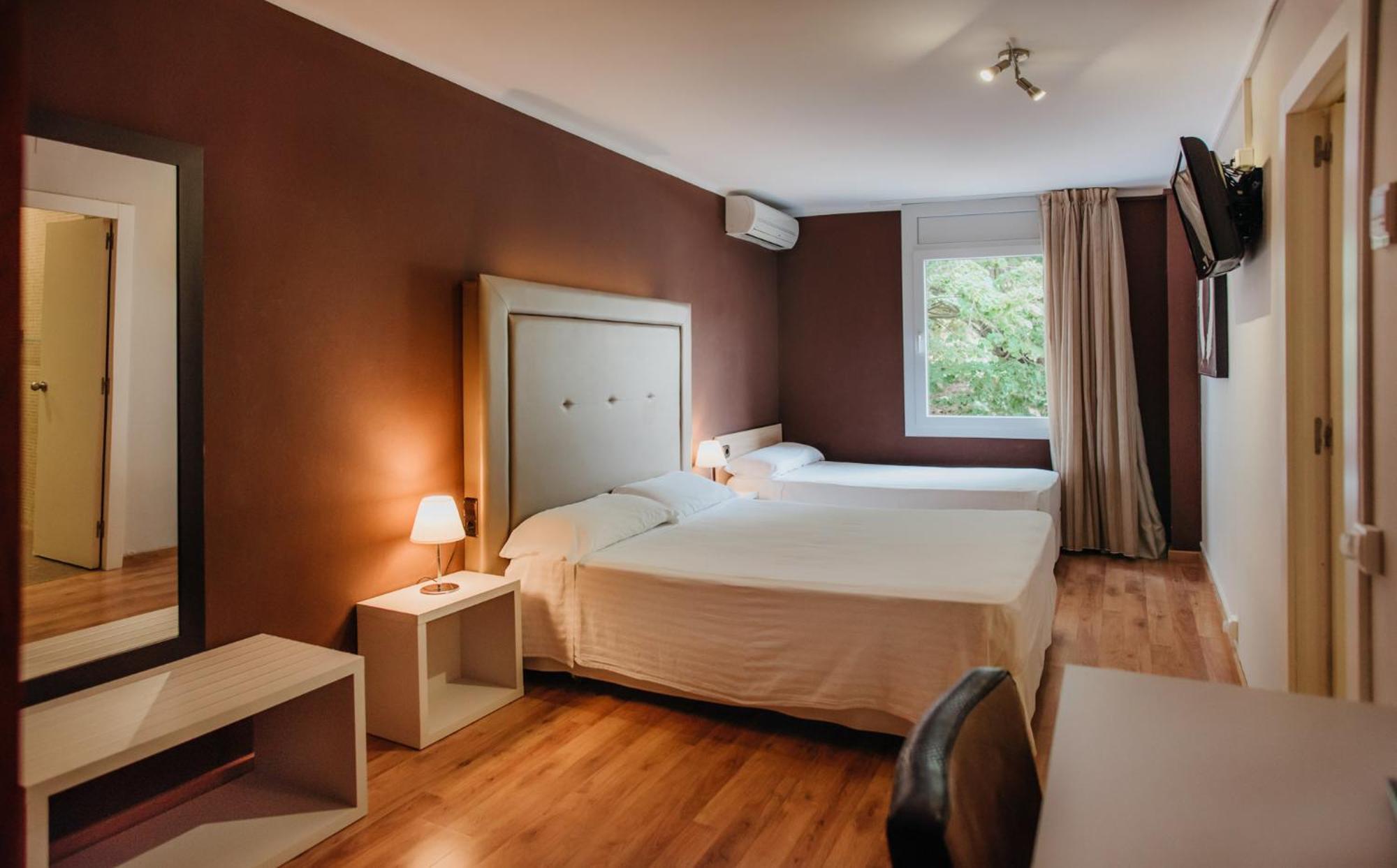 Superior Triple Room,1612957988:JPEG