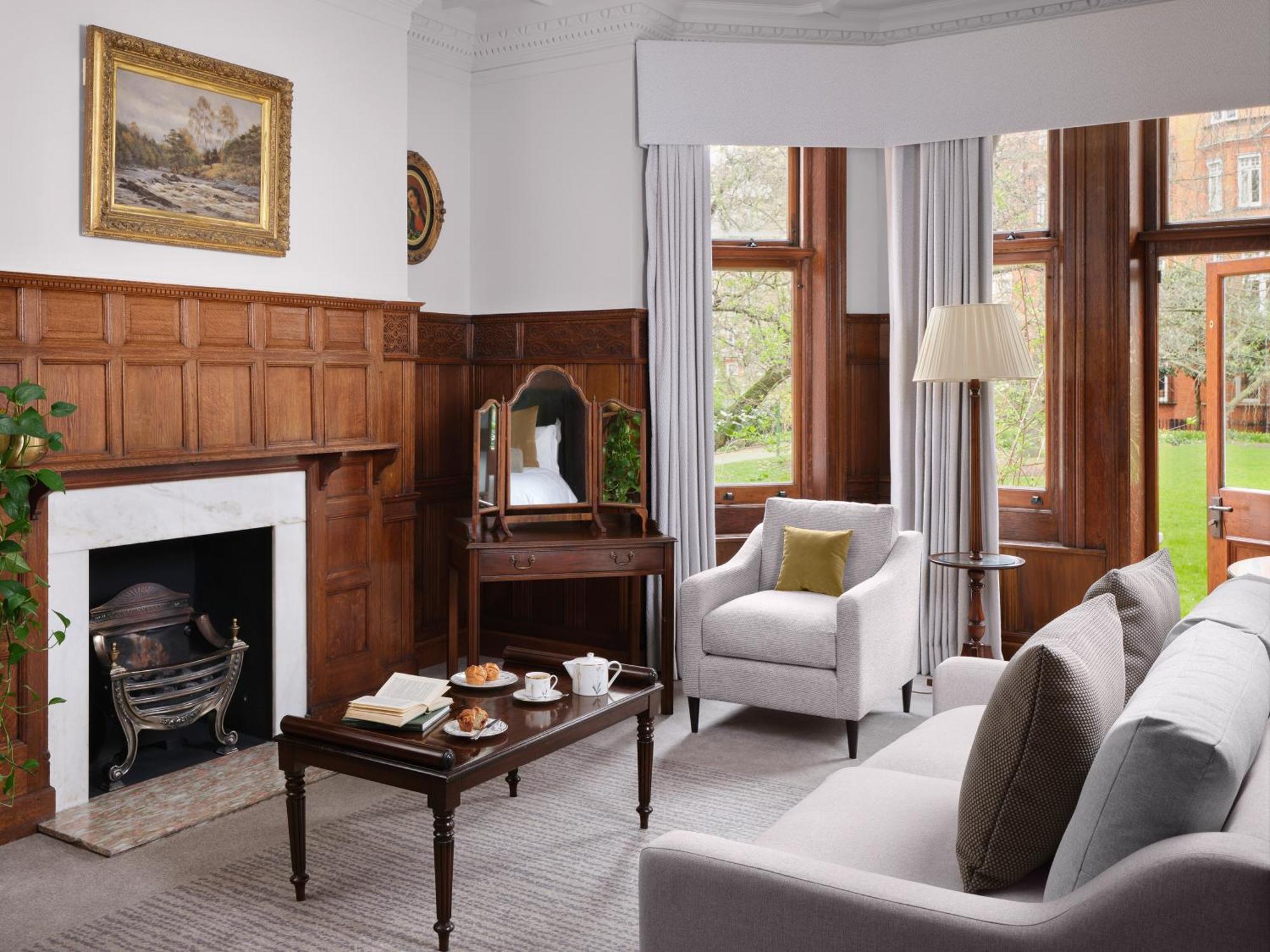 Chelsea Garden Suite