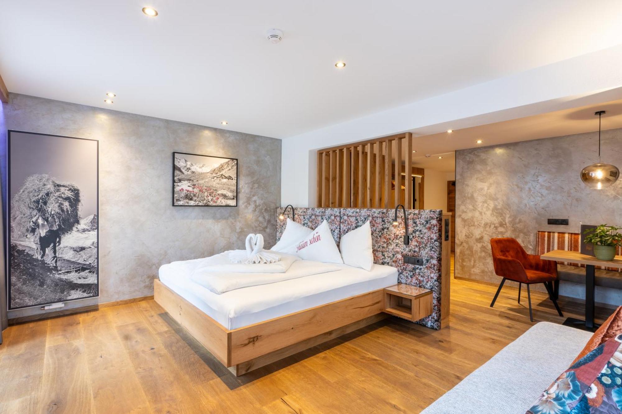 Deluxe Junior Suite