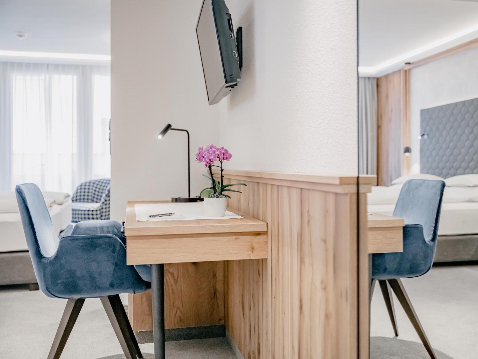 Deluxe Junior Suite