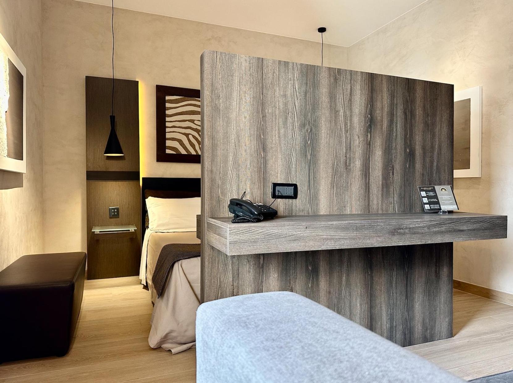 Large Deluxe Triple Room