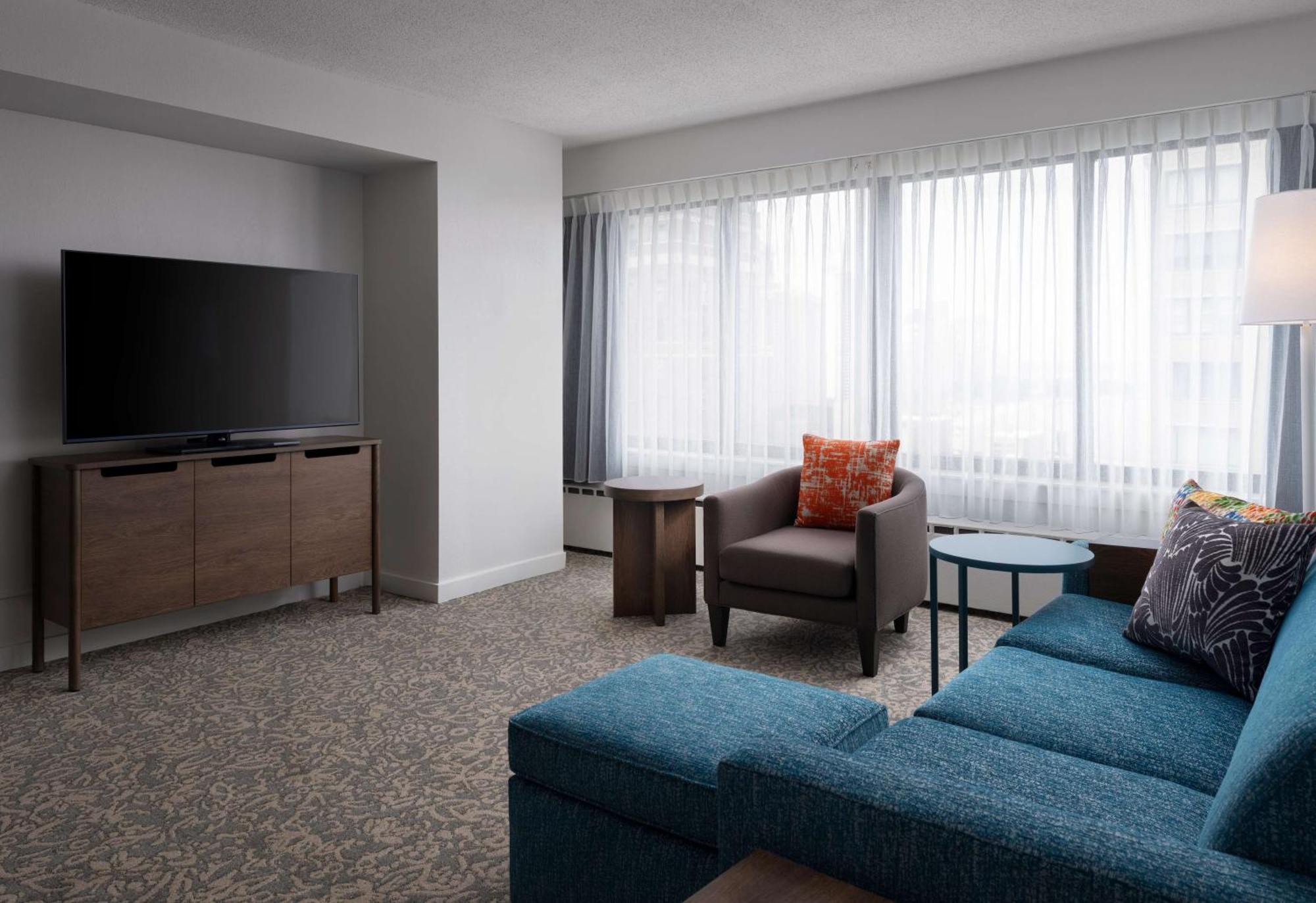 One Bedroom Suite King