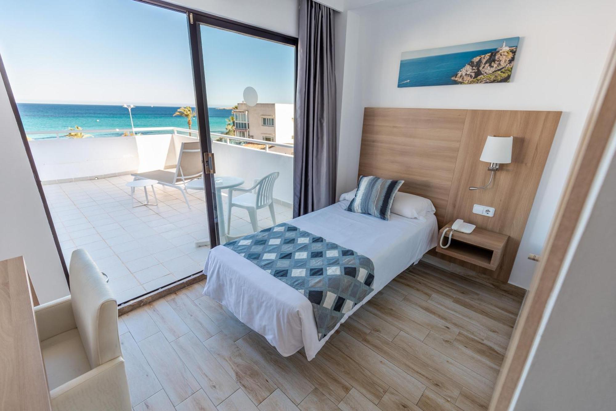Single Room Sea View