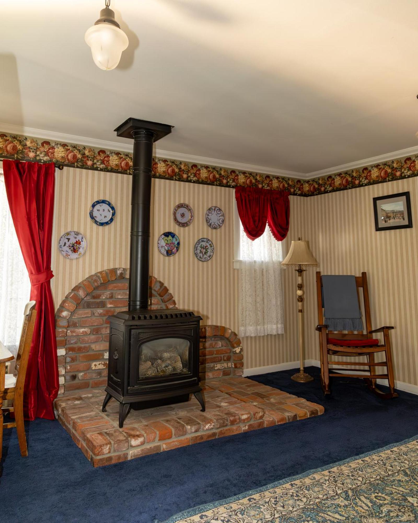 Honeymoon House