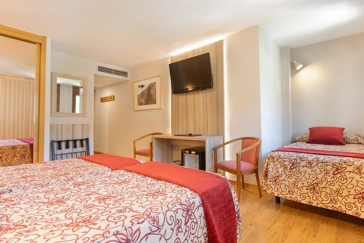 Triple Room