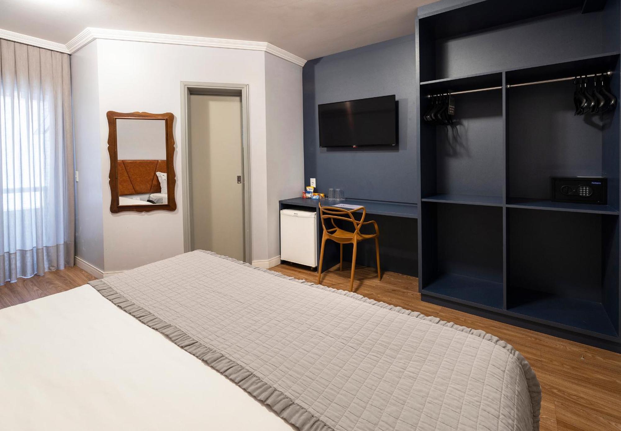 Standard Suite